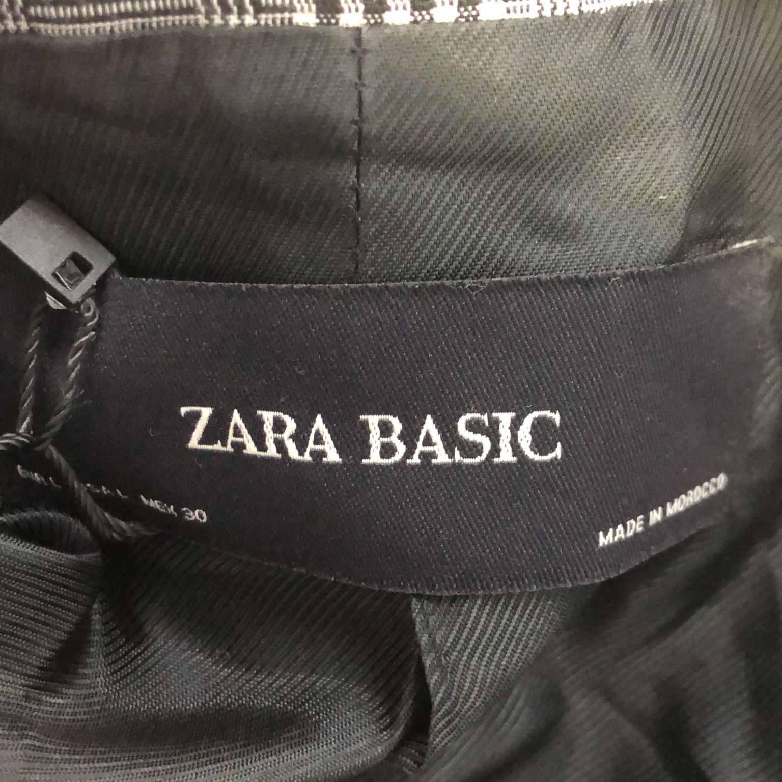 Zara Basic