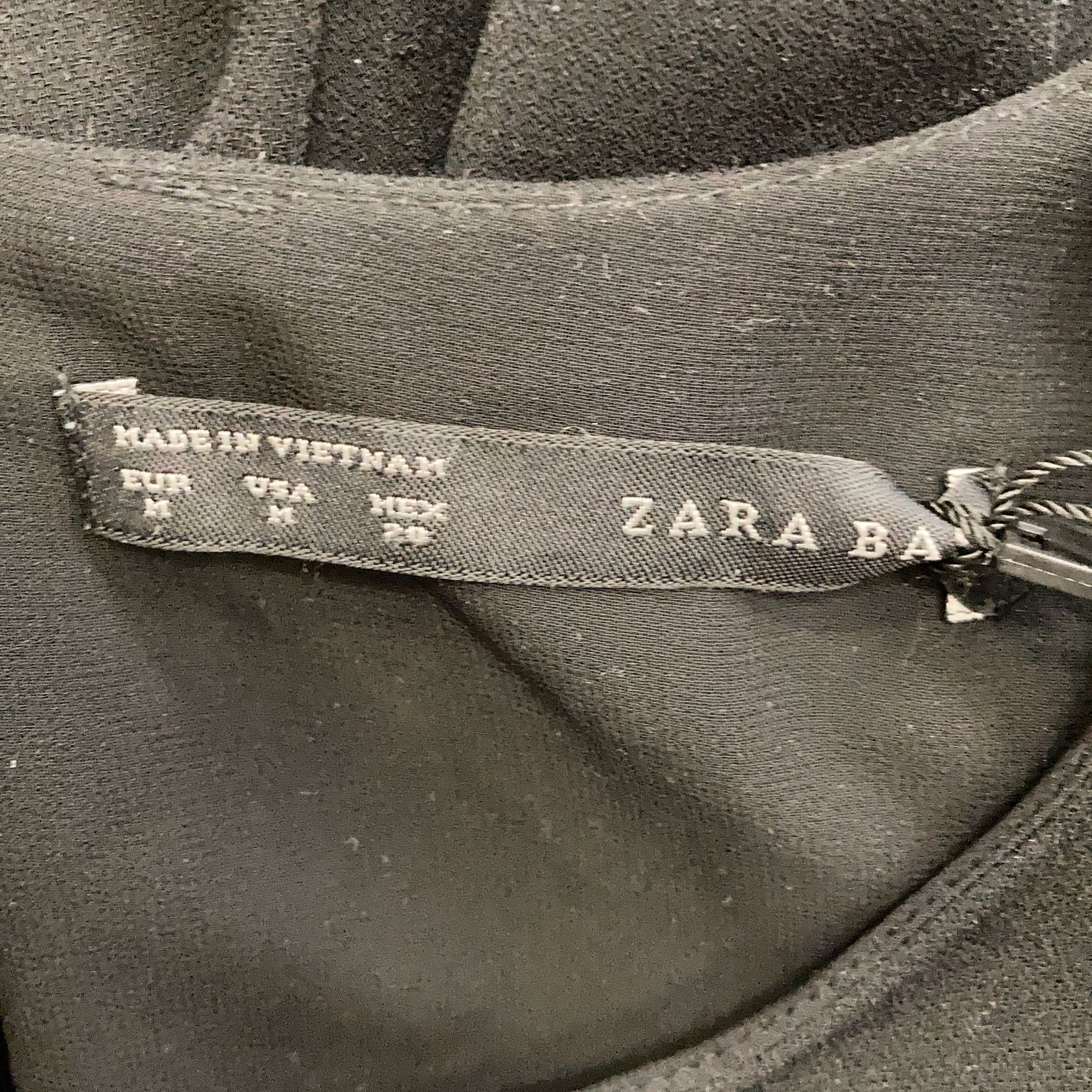 Zara Basic