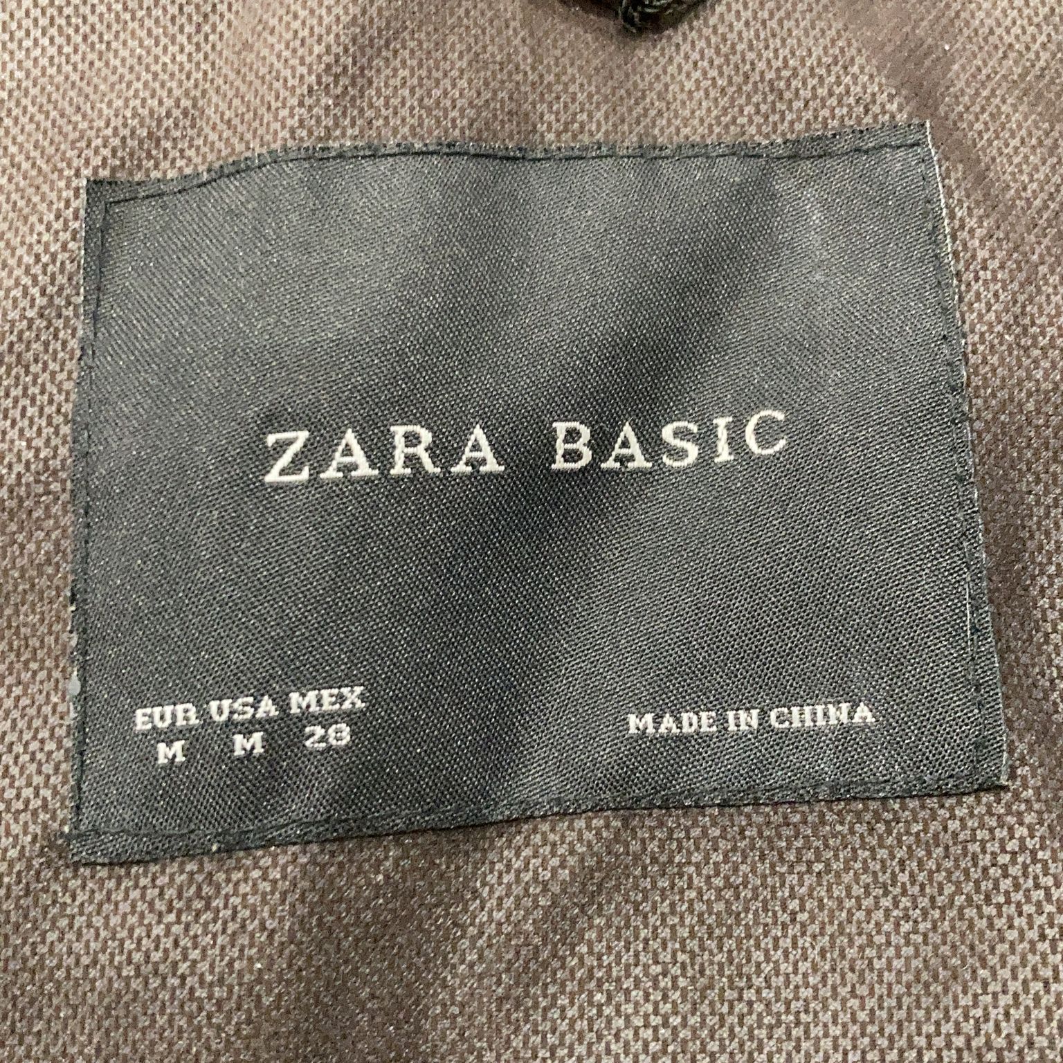 Zara Basic