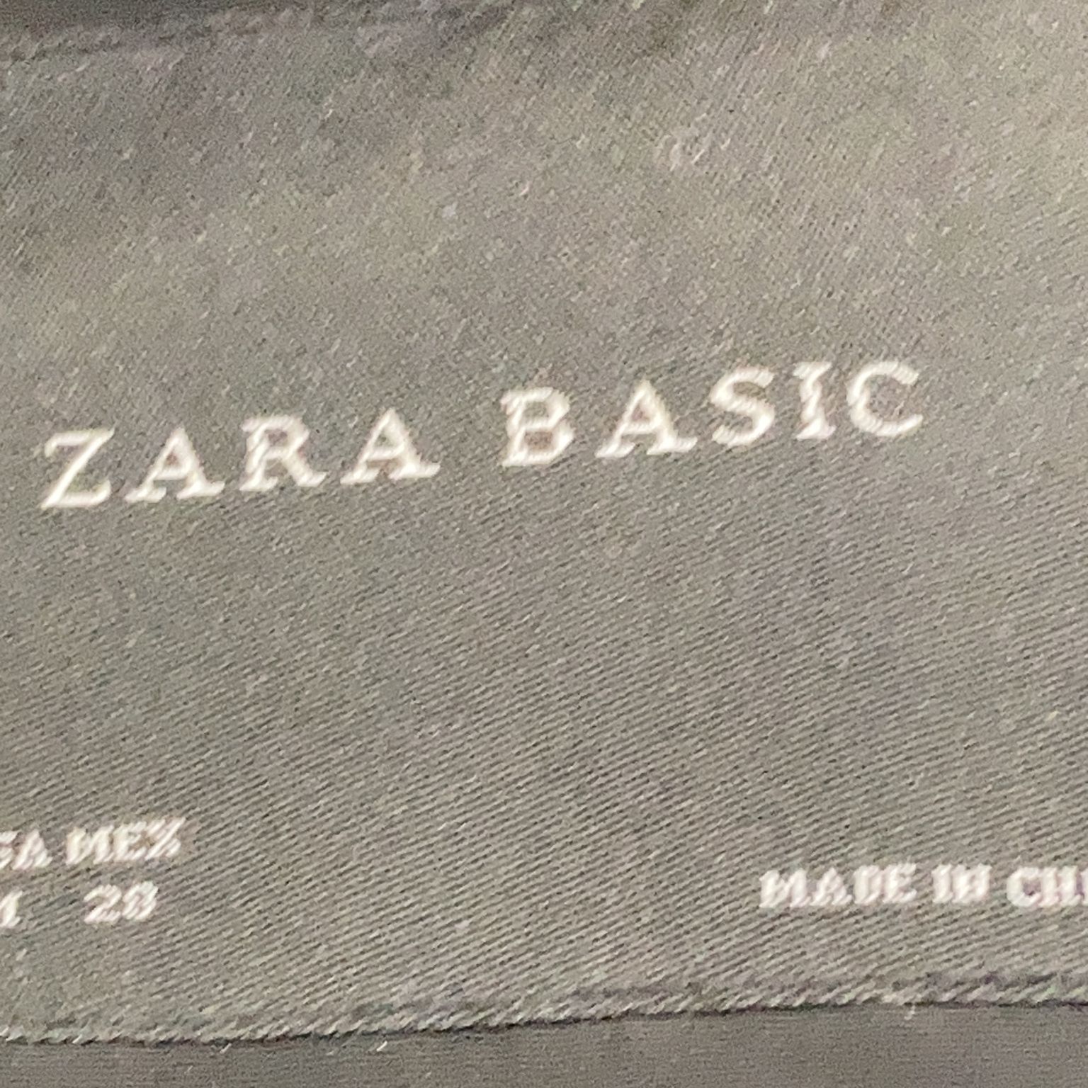 Zara Basic