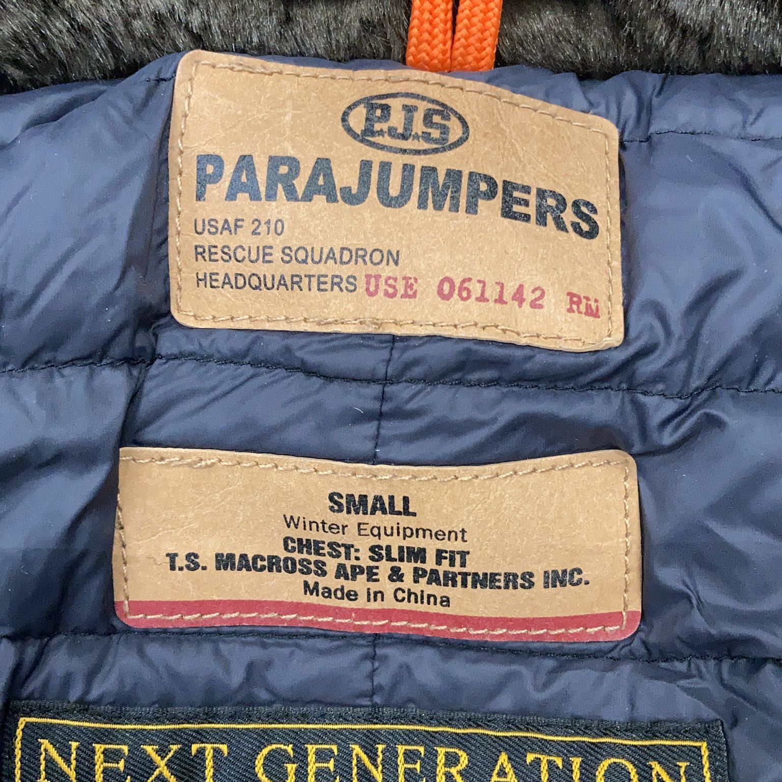 Parajumpers