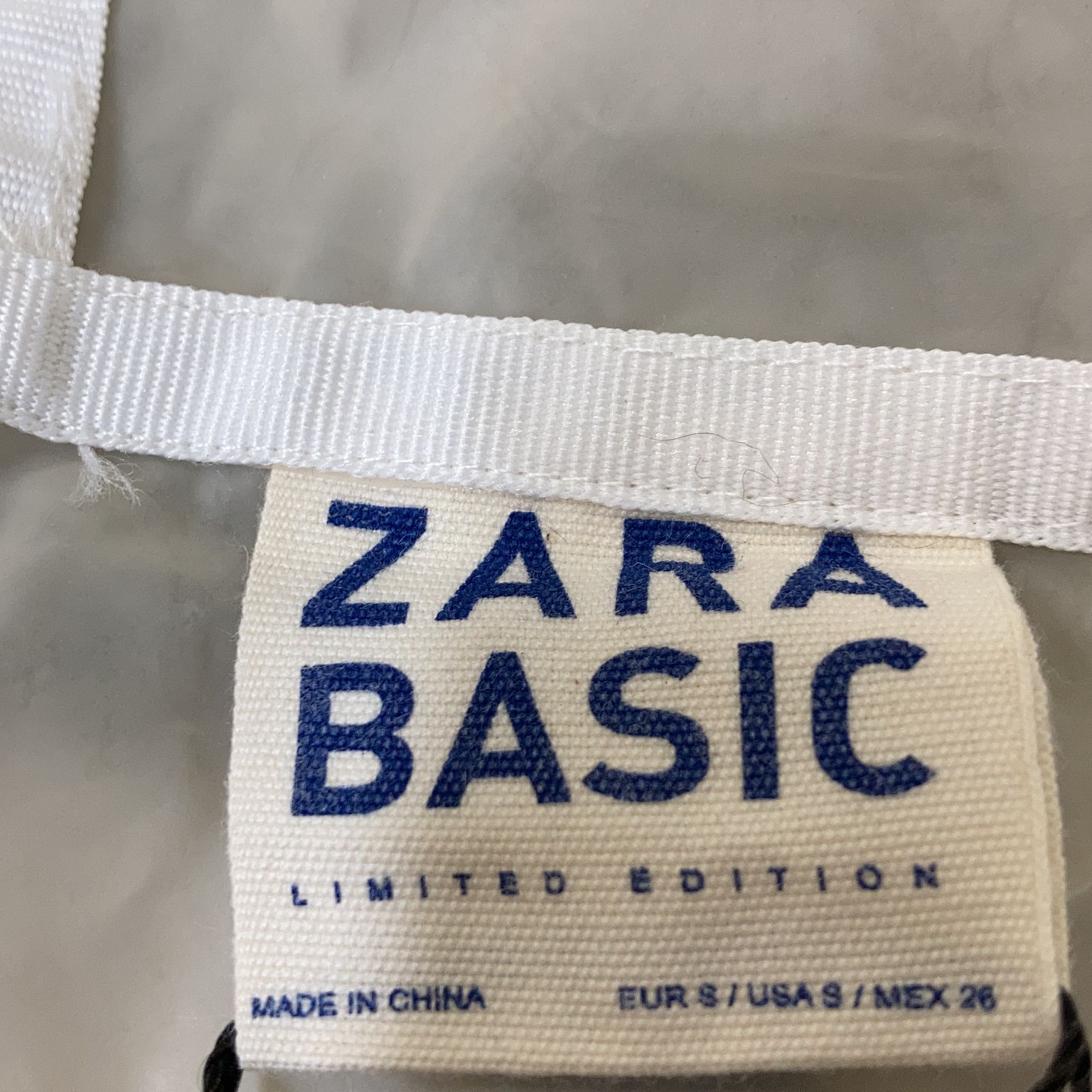 Zara Basic