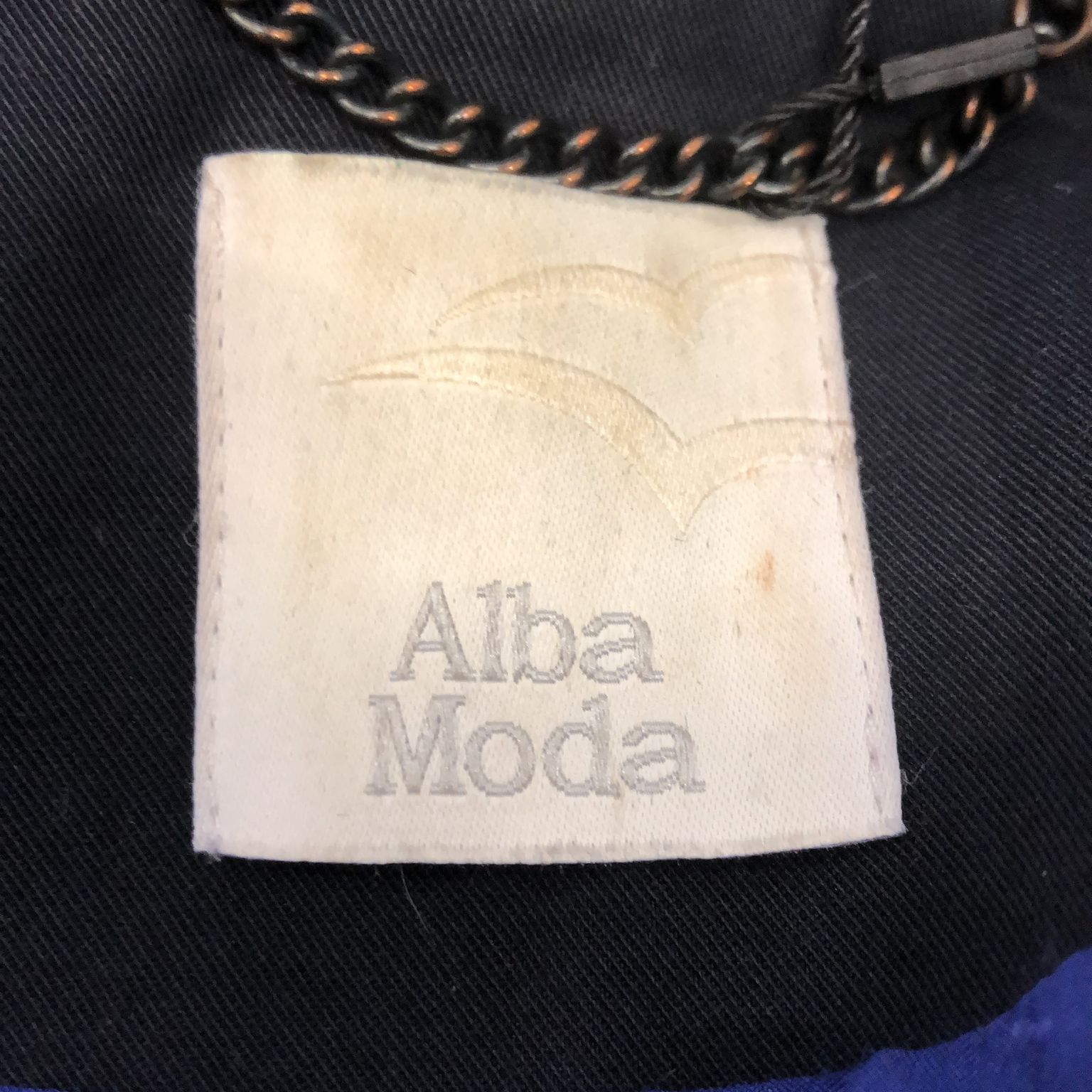 Alba Moda