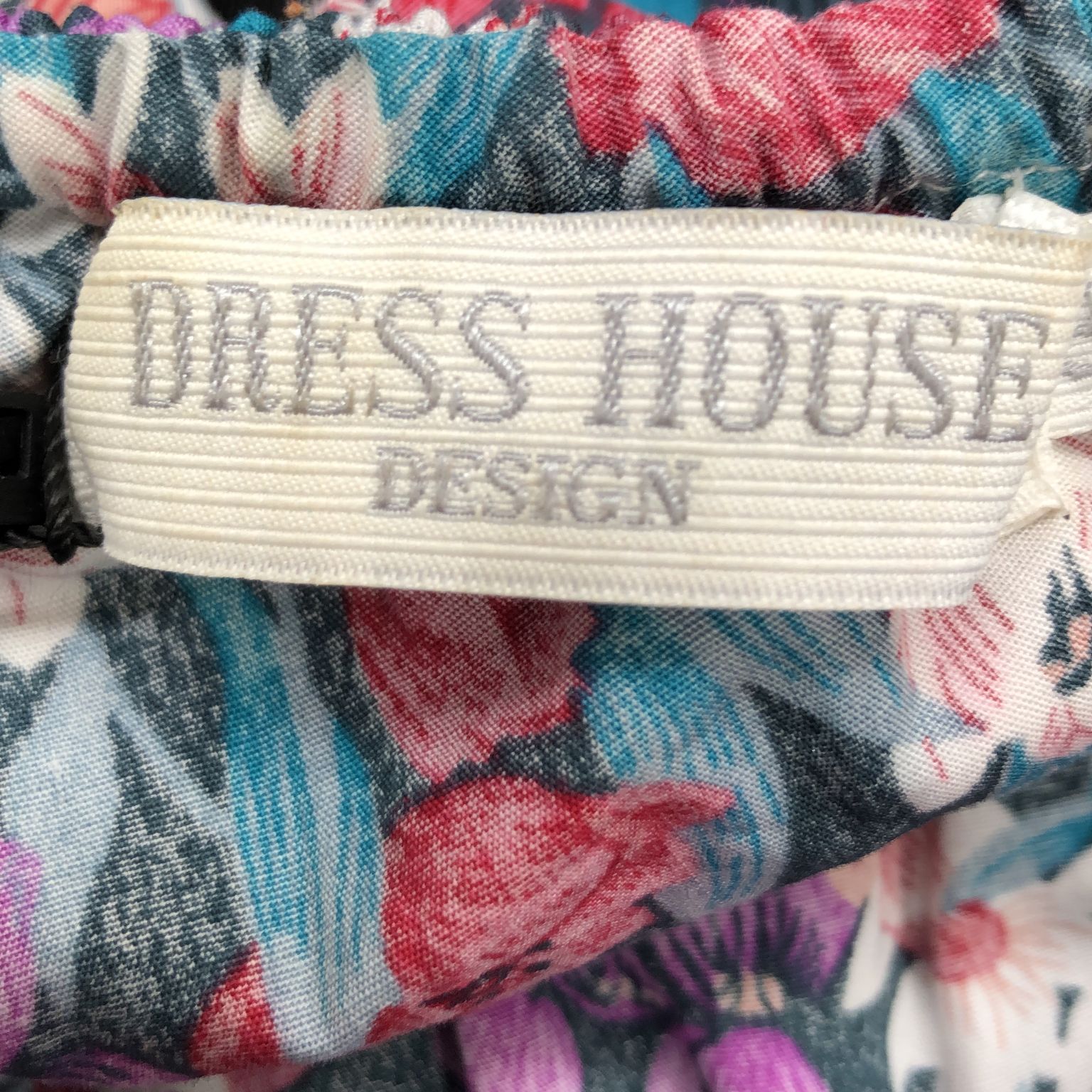 Dress House