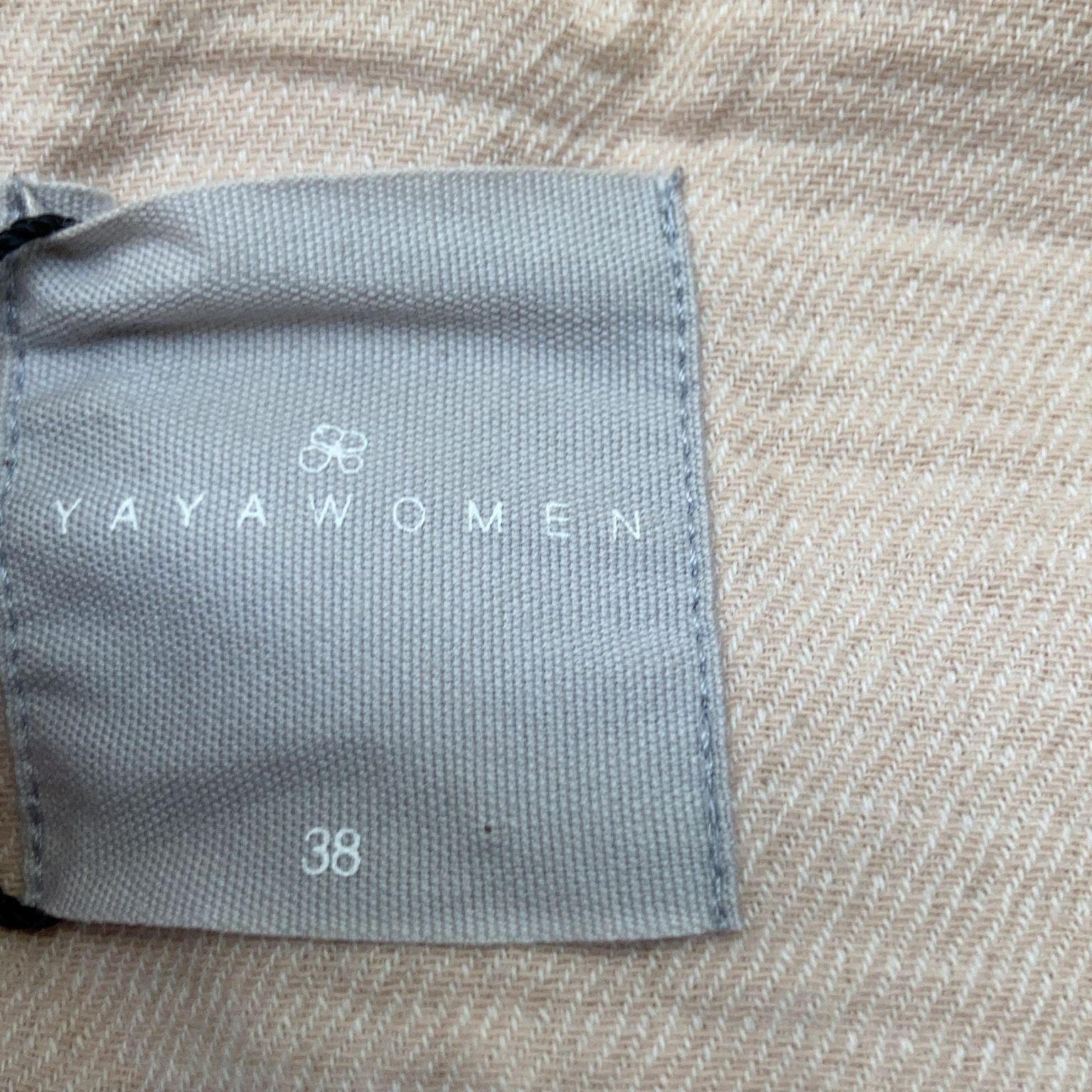 Yaya Women