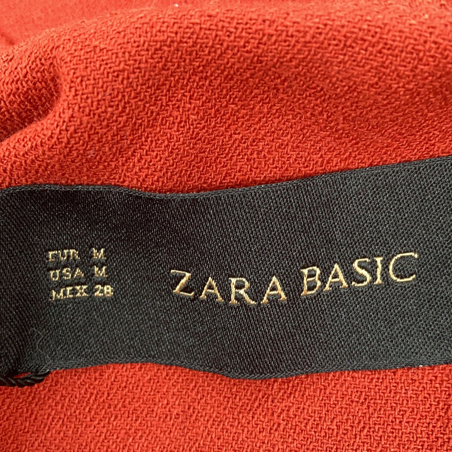 Zara Basic