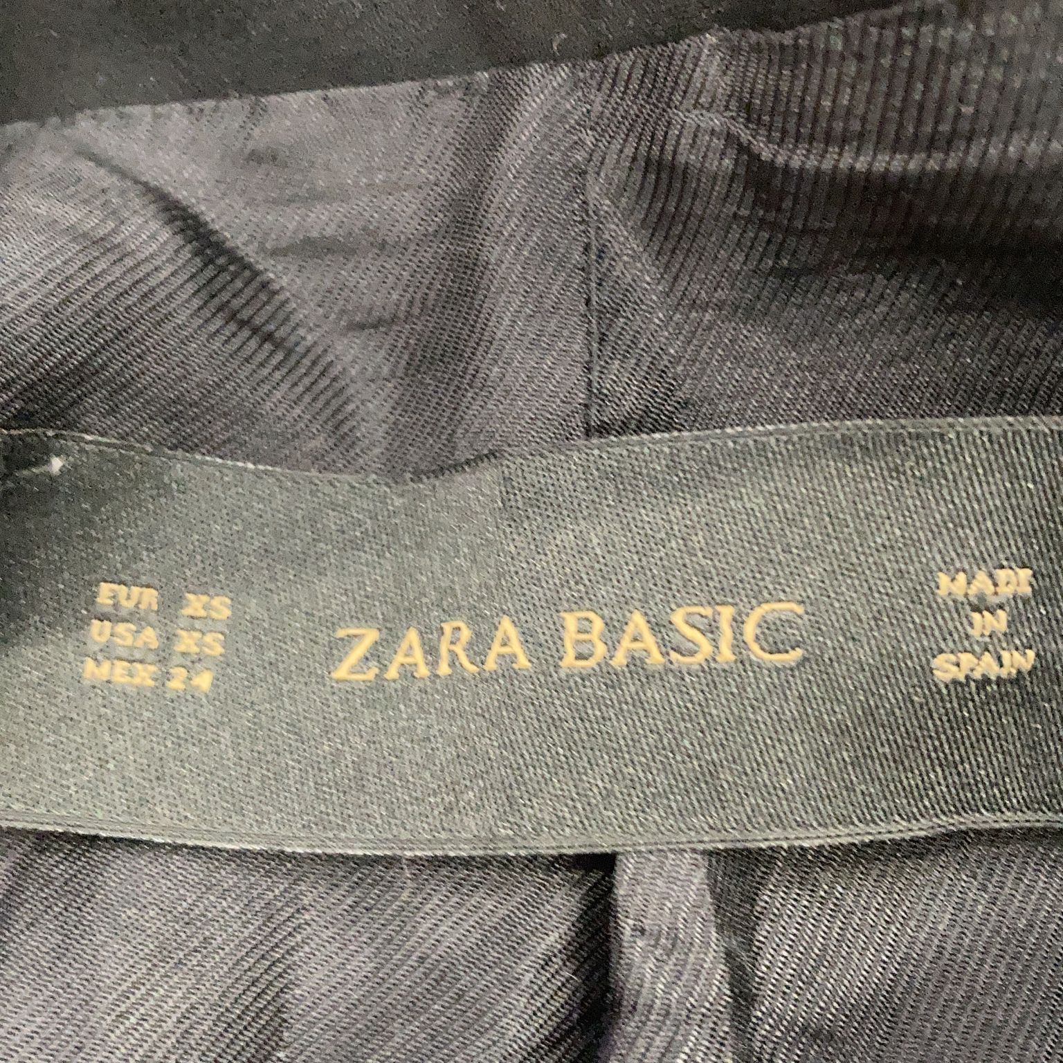 Zara Basic