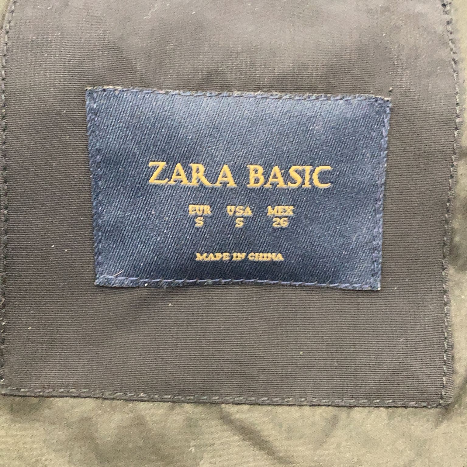 Zara Basic