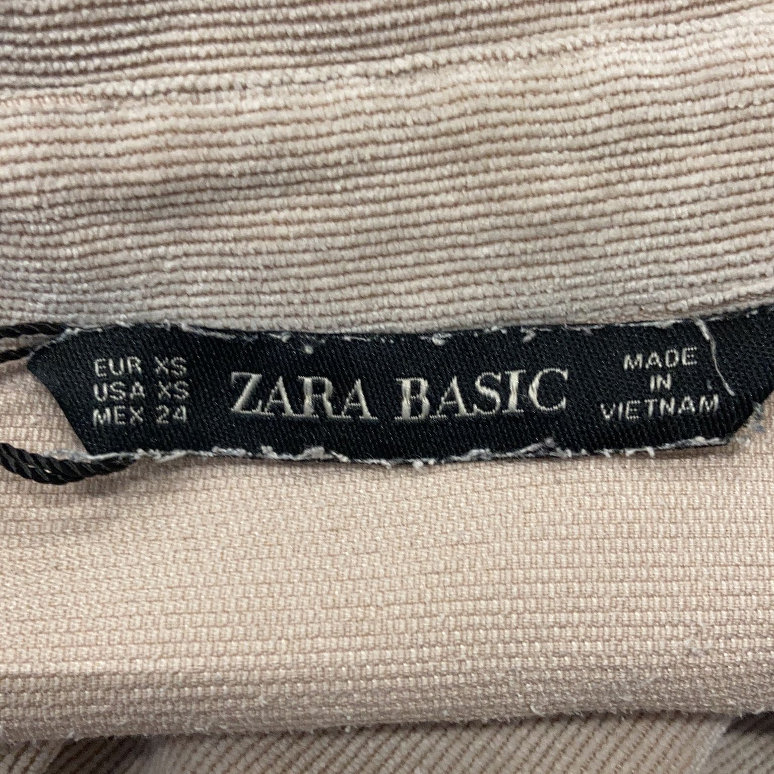 Zara Basic