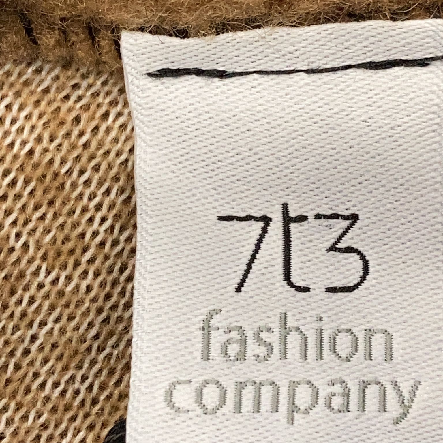 Fashion 7t3 Company