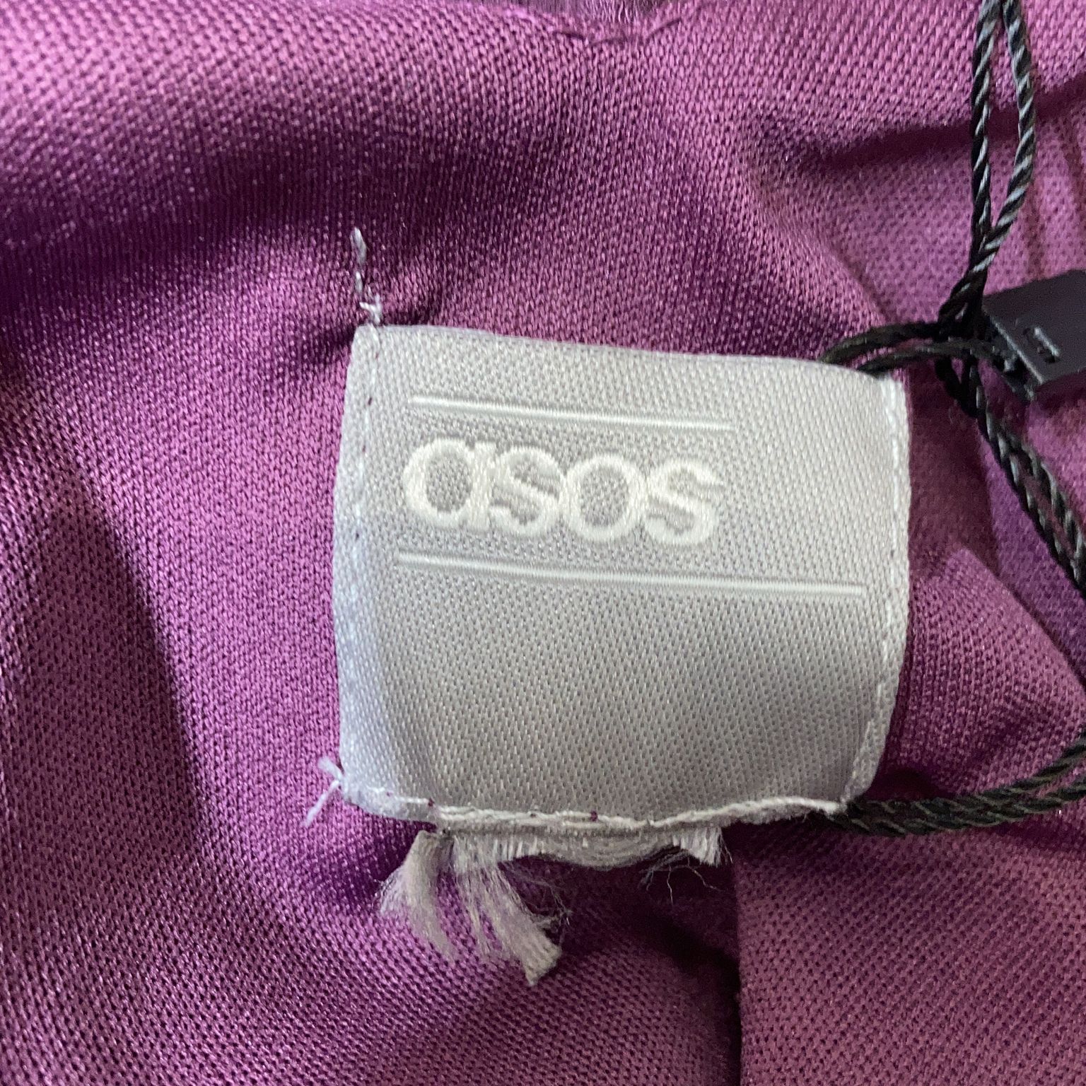 Assos