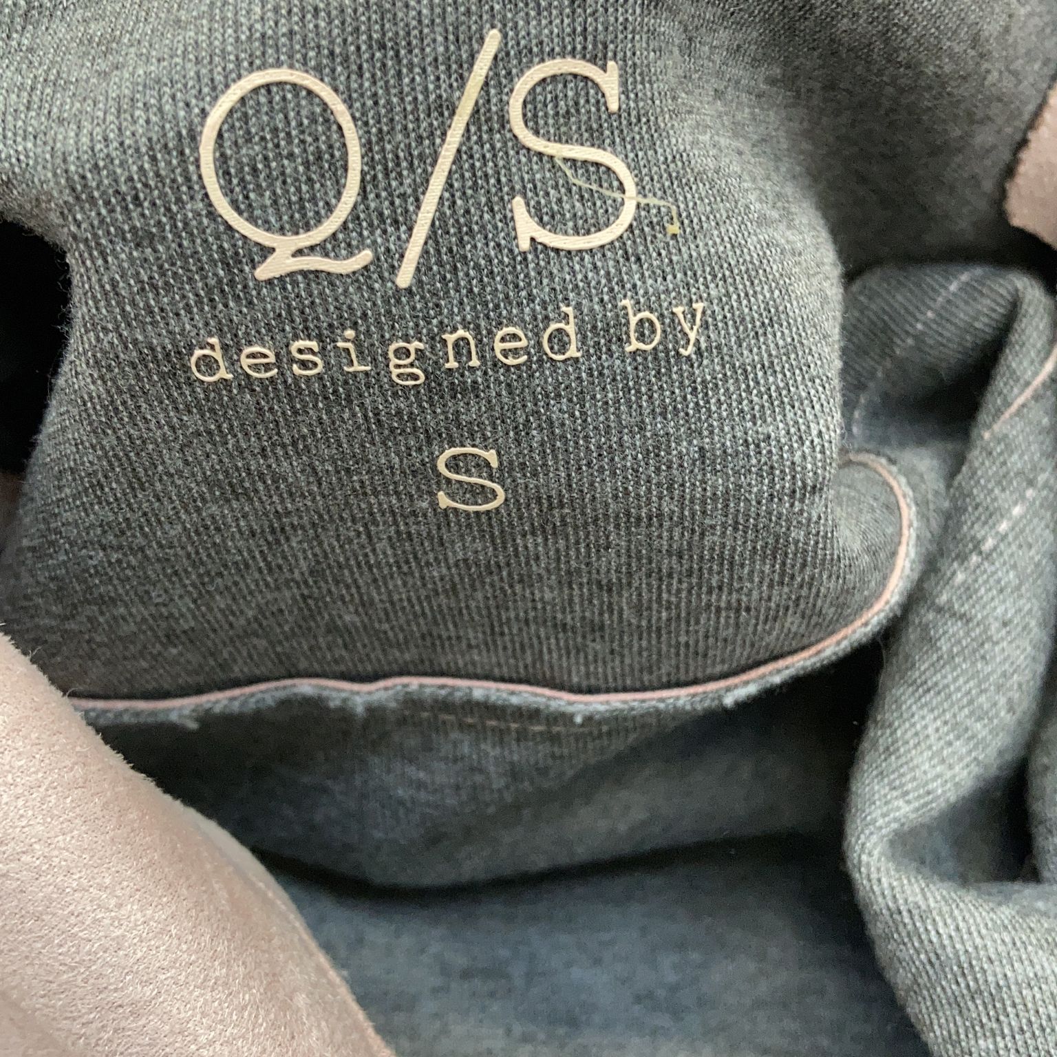 Q/S designed by