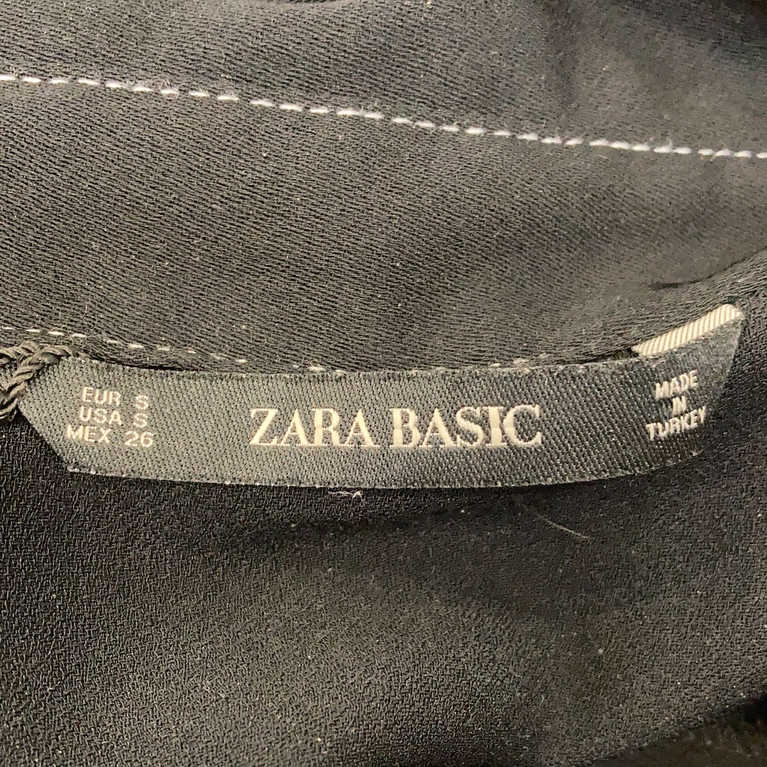 Zara Basic