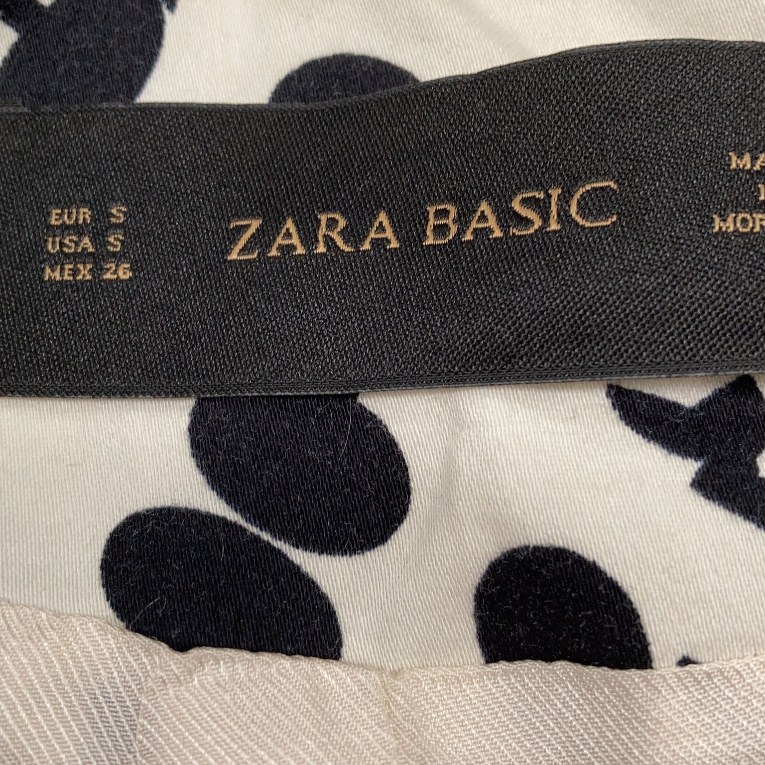 Zara Basic