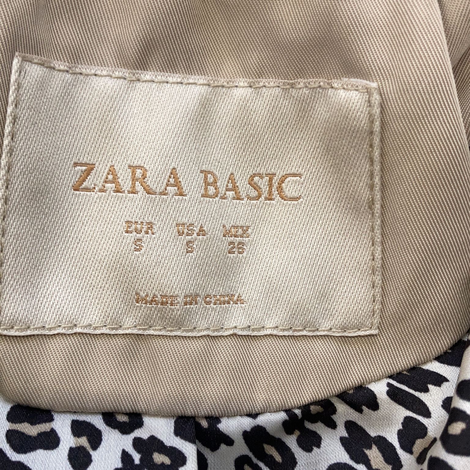 Zara Basic