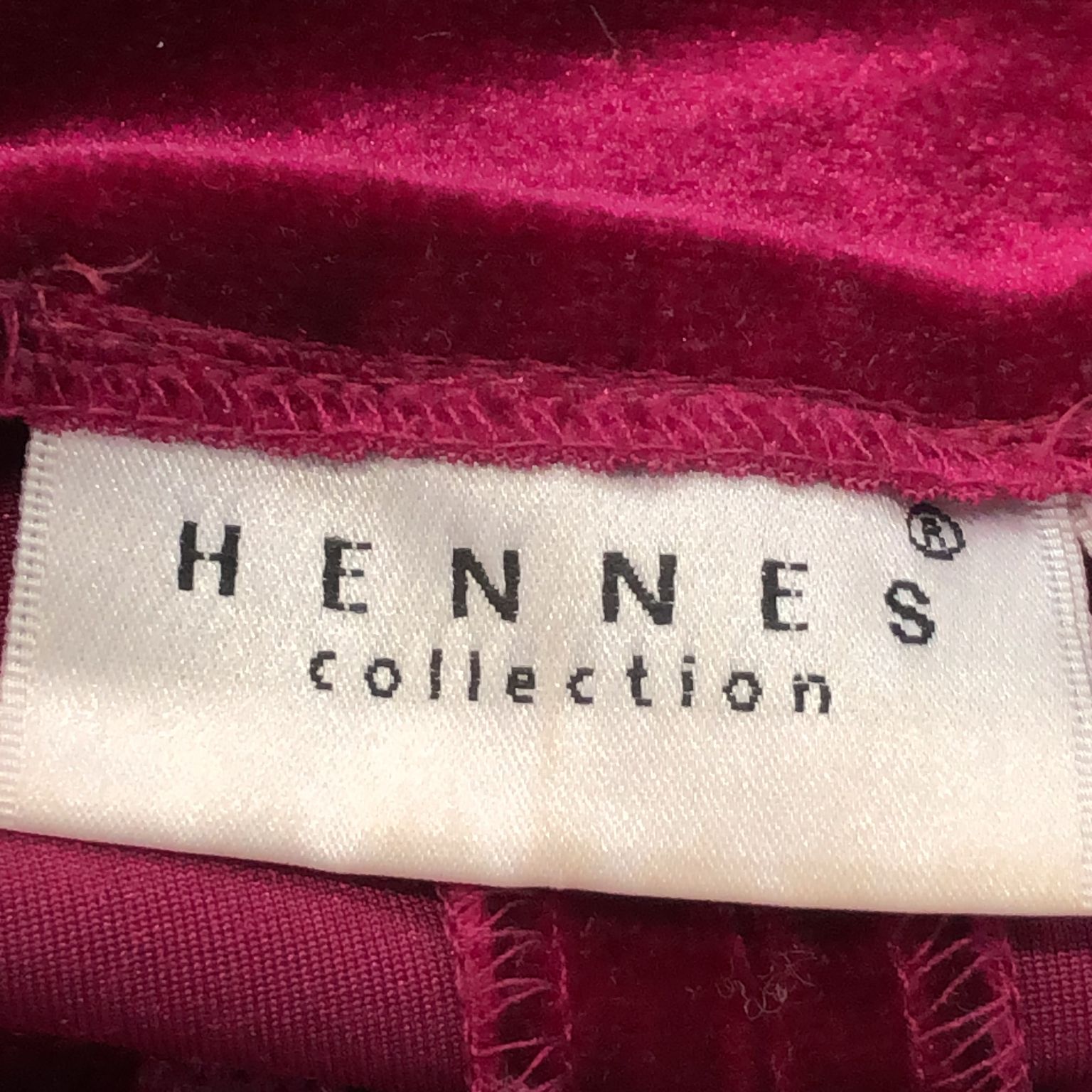 Hennes Collection