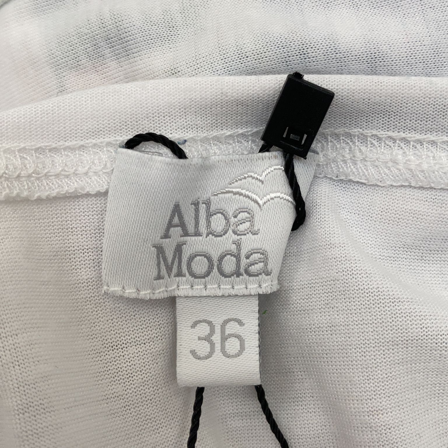 Alba Moda