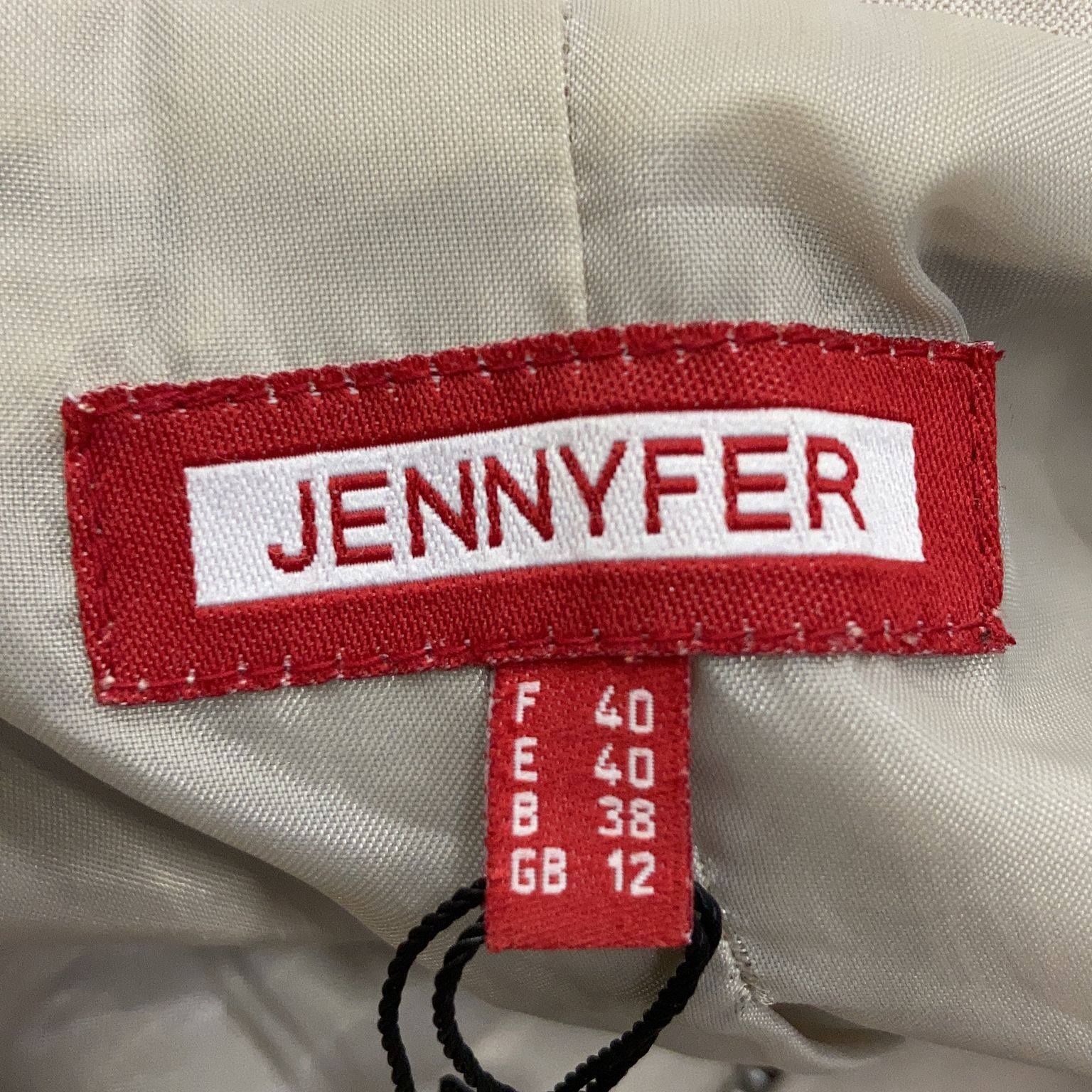 Jennyfer