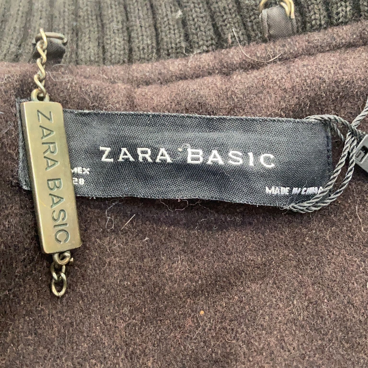 Zara Basic