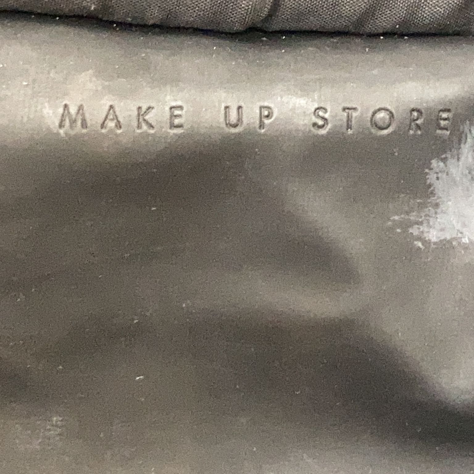 Make Up Store