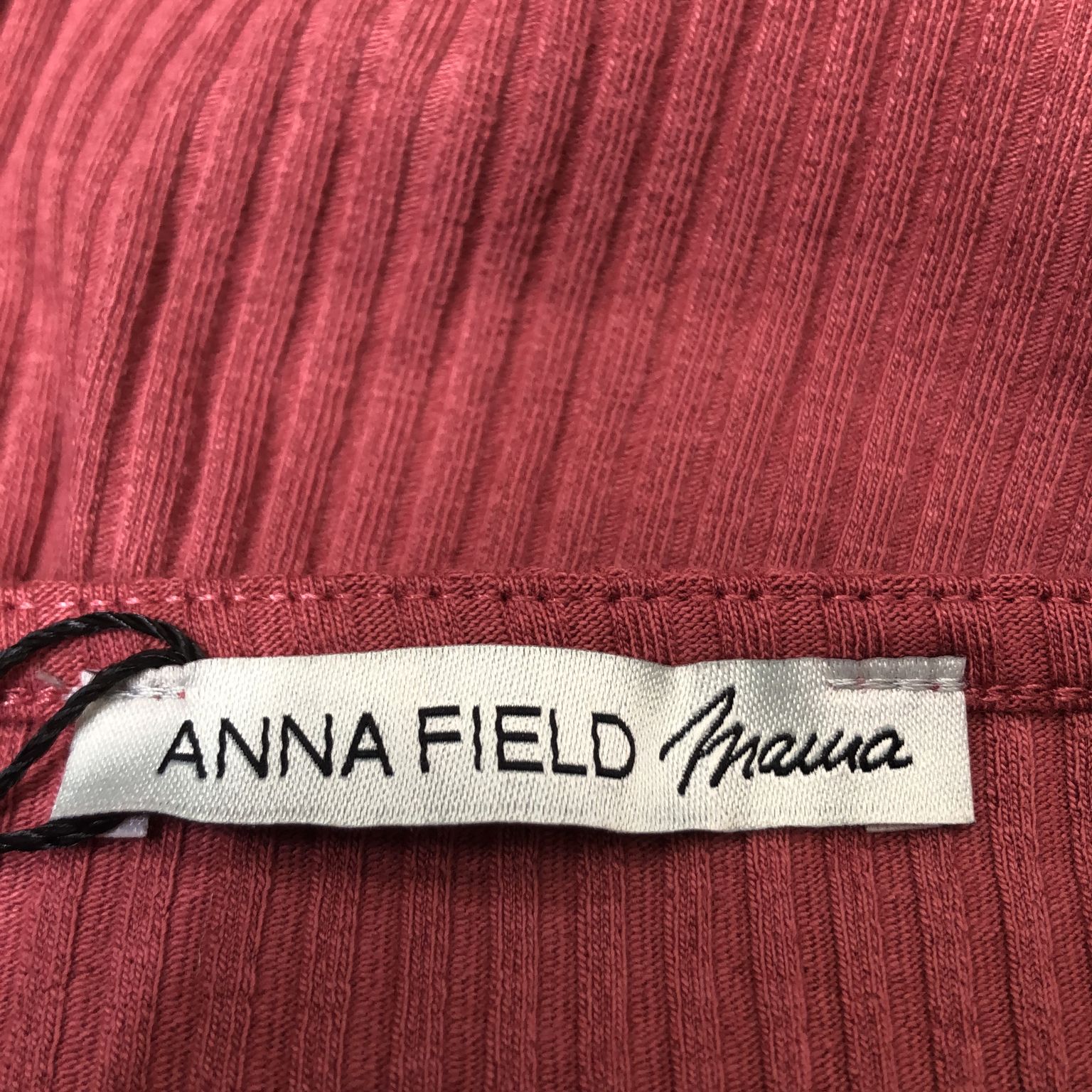 Anna Field