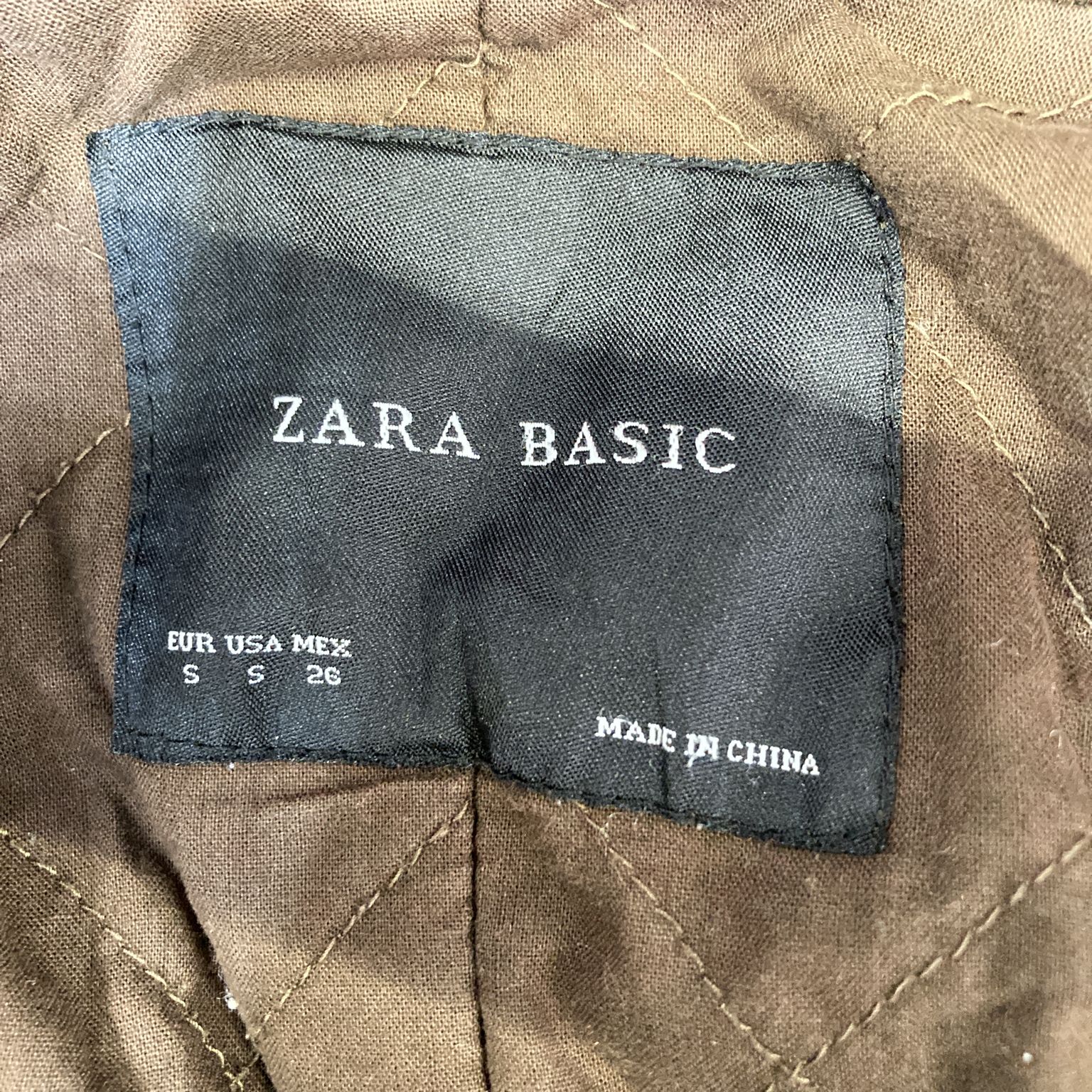 Zara Basic