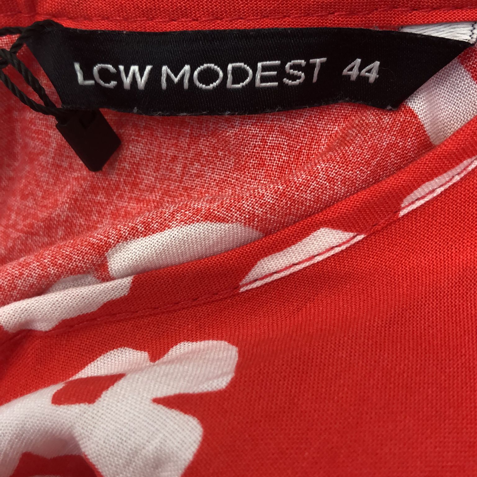 LCW Modest