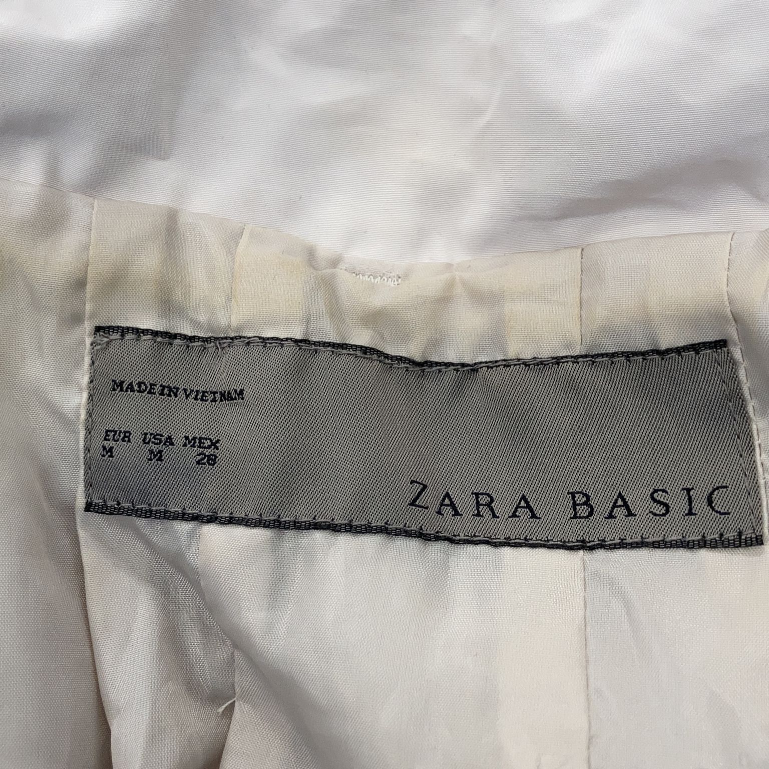 Zara Basic