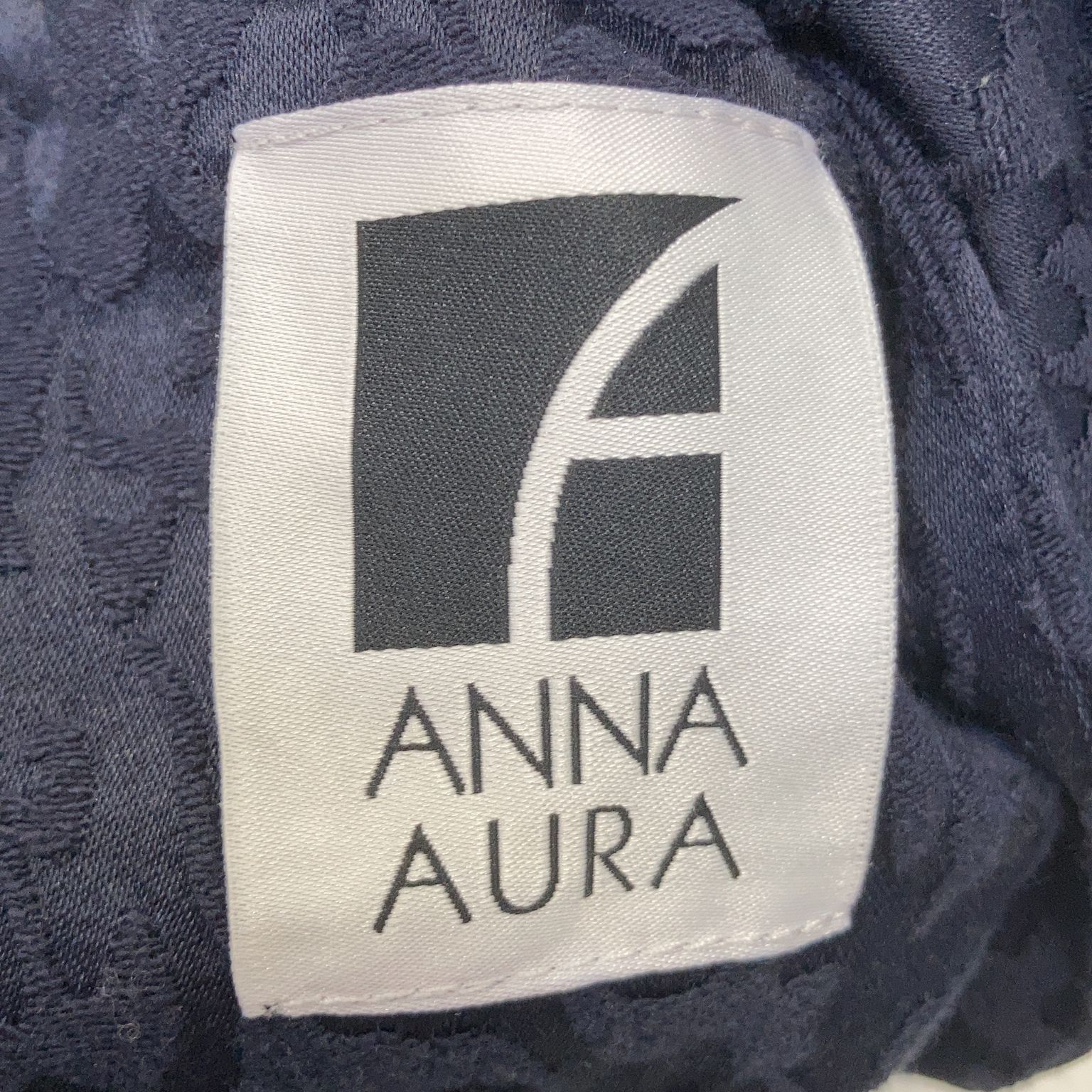 Anna Aura