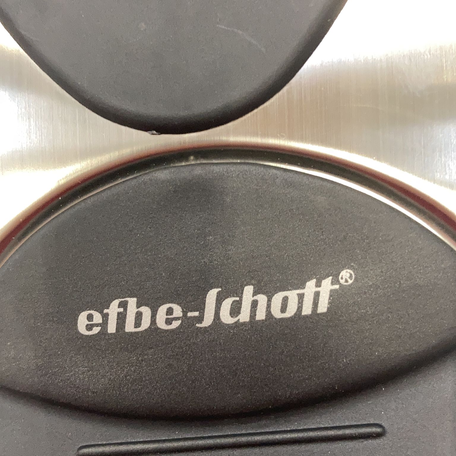 Efbe Schott