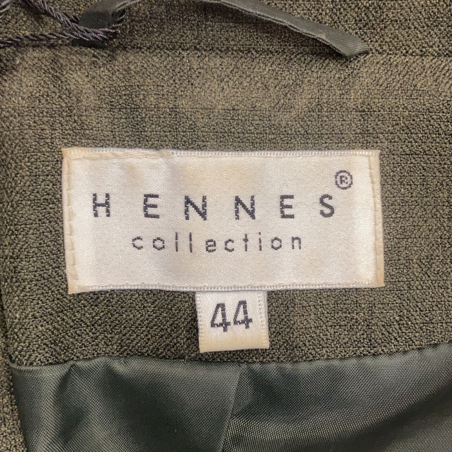 Hennes Collection