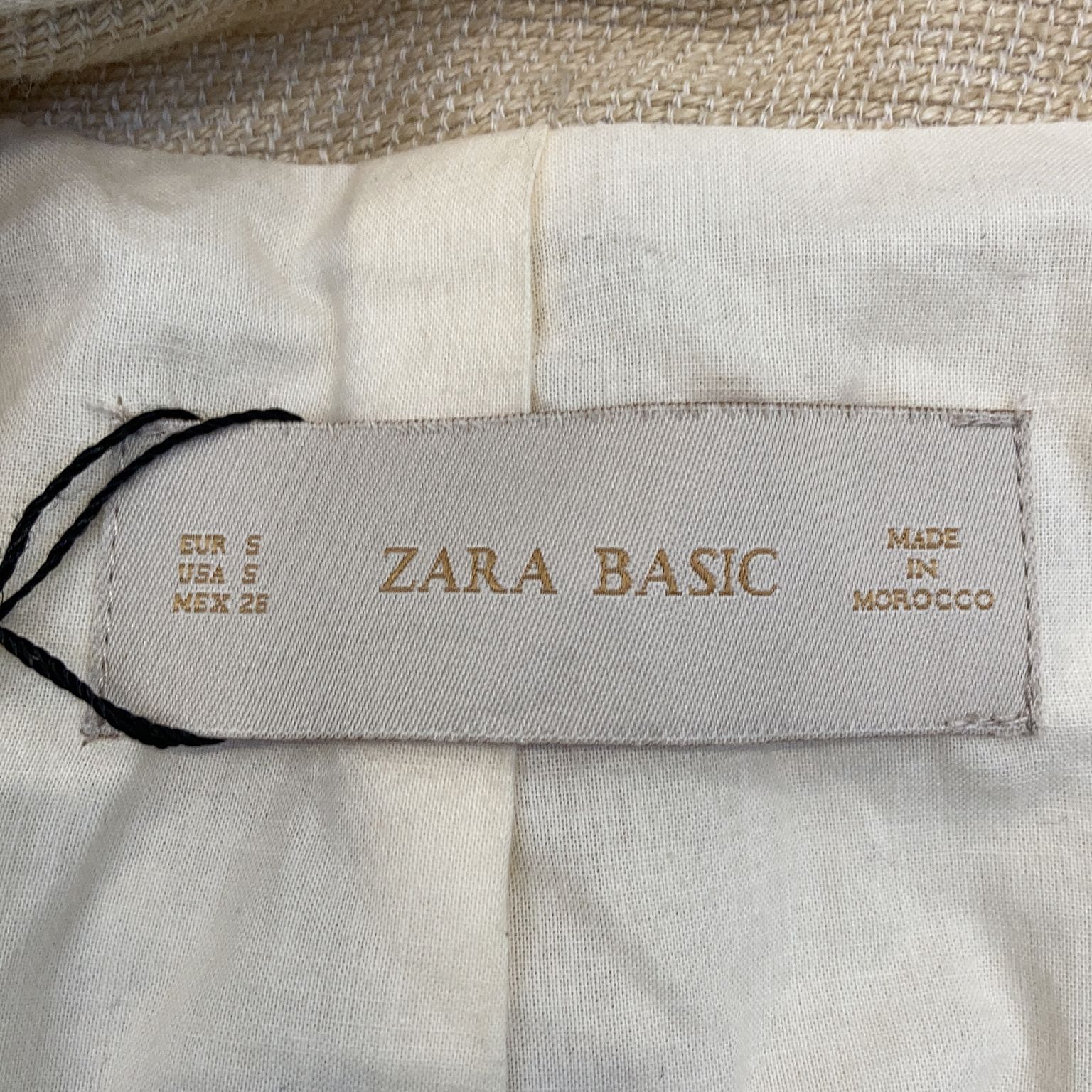 Zara Basic