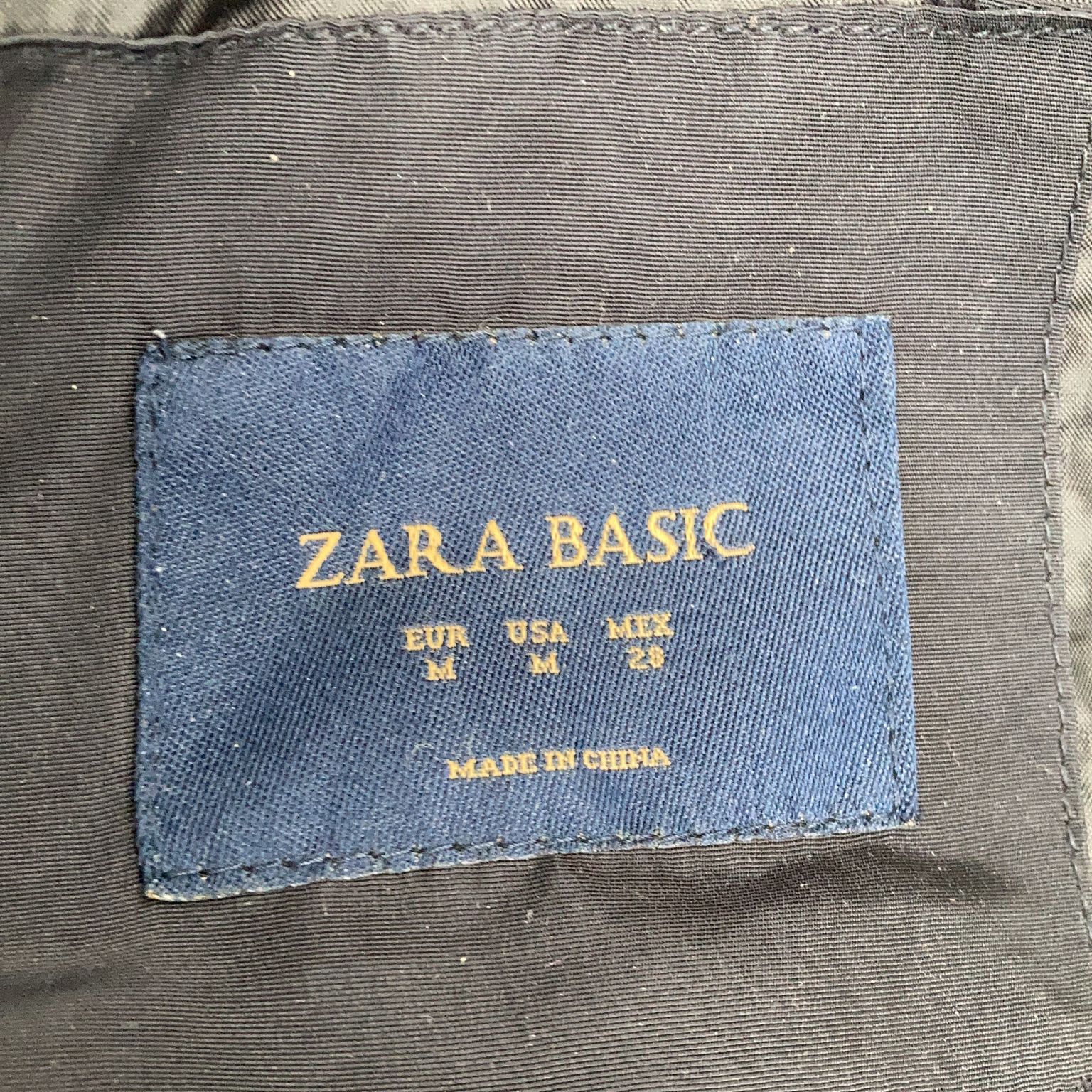 Zara Basic