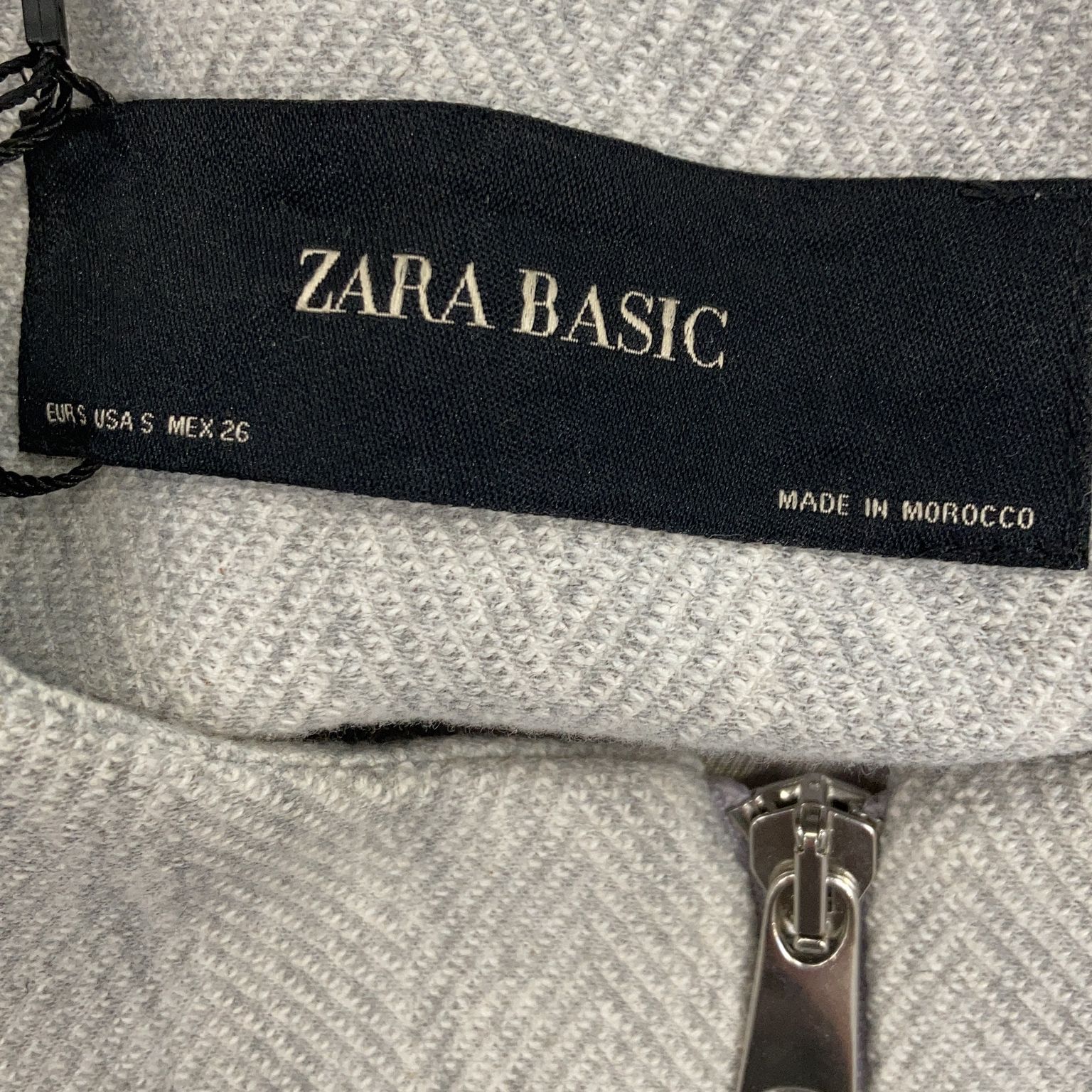 Zara Basic