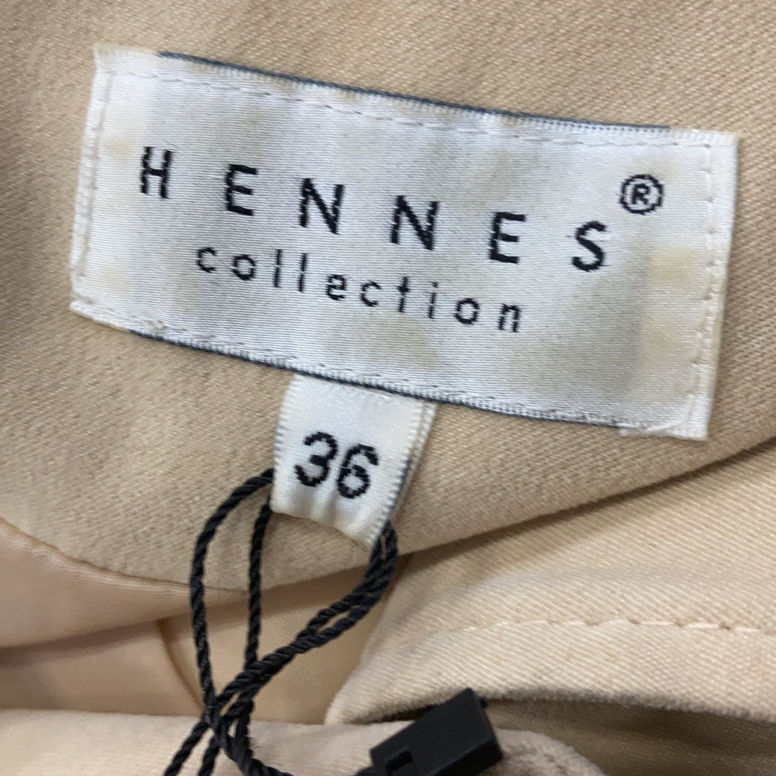 Hennes Collection