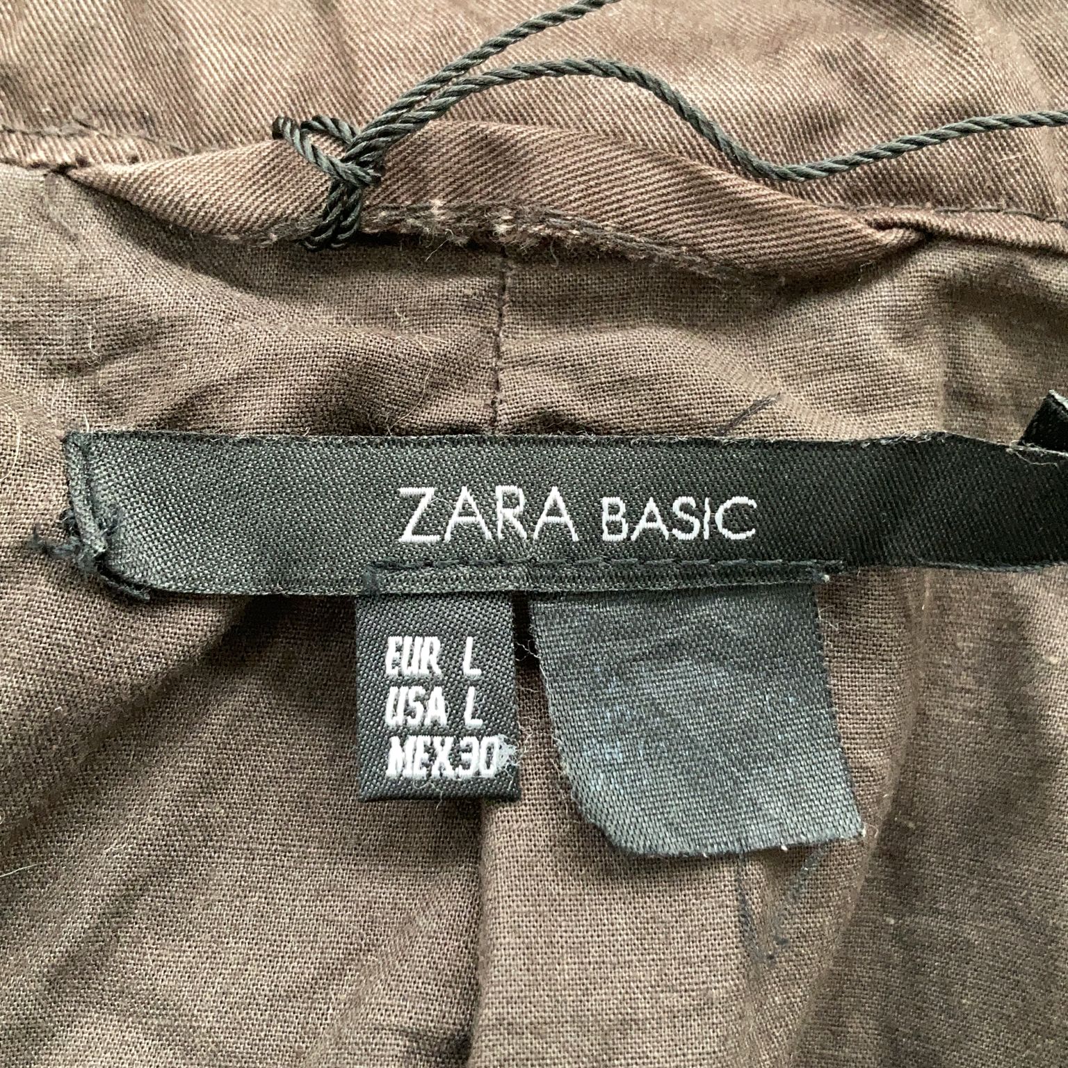 Zara Basic