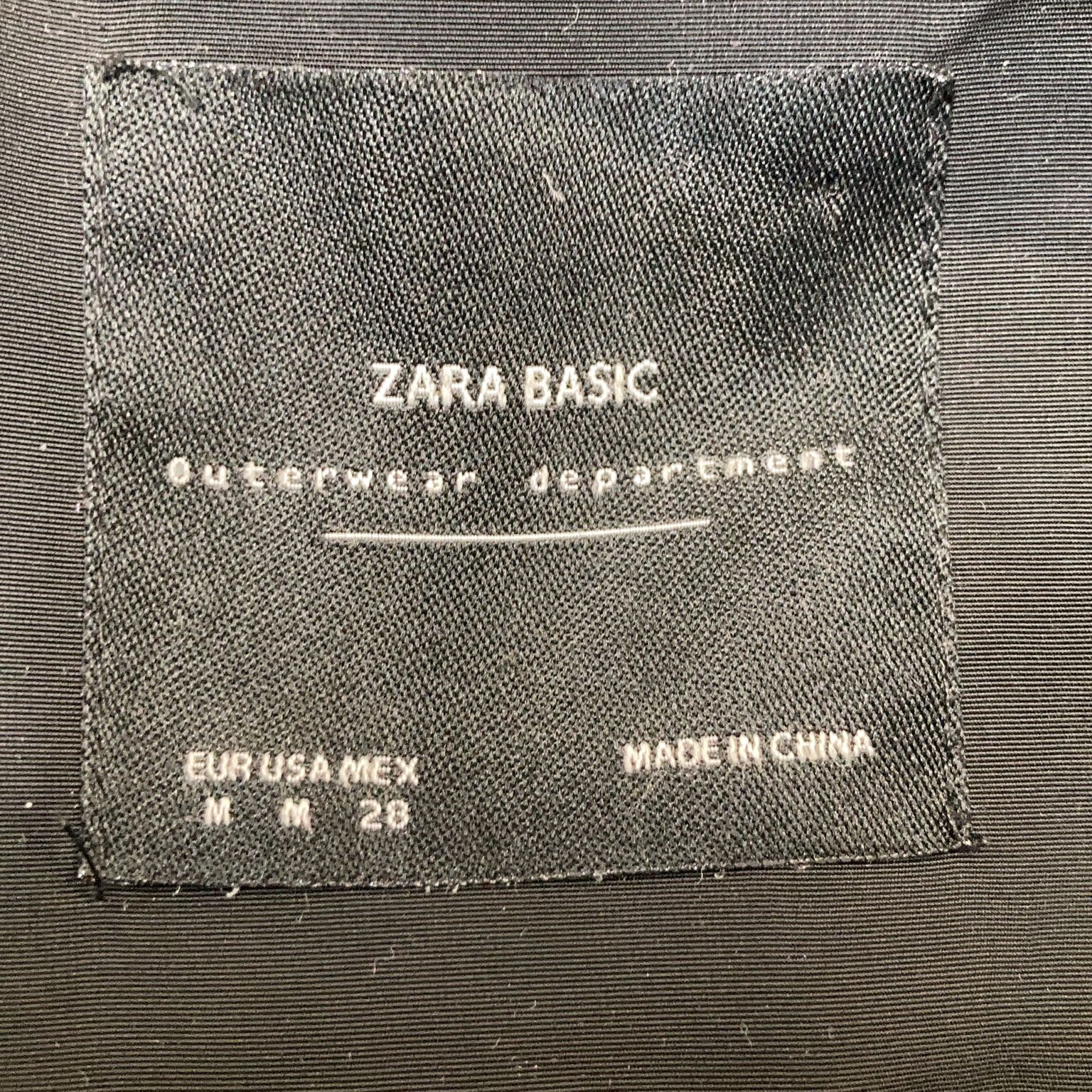 Zara Basic