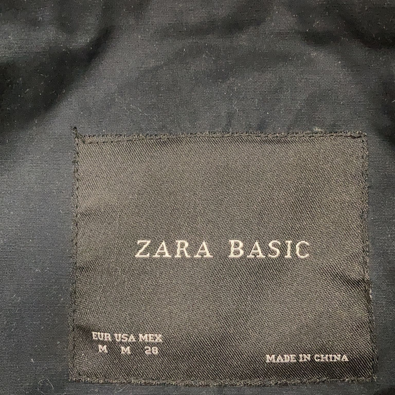 Zara Basic