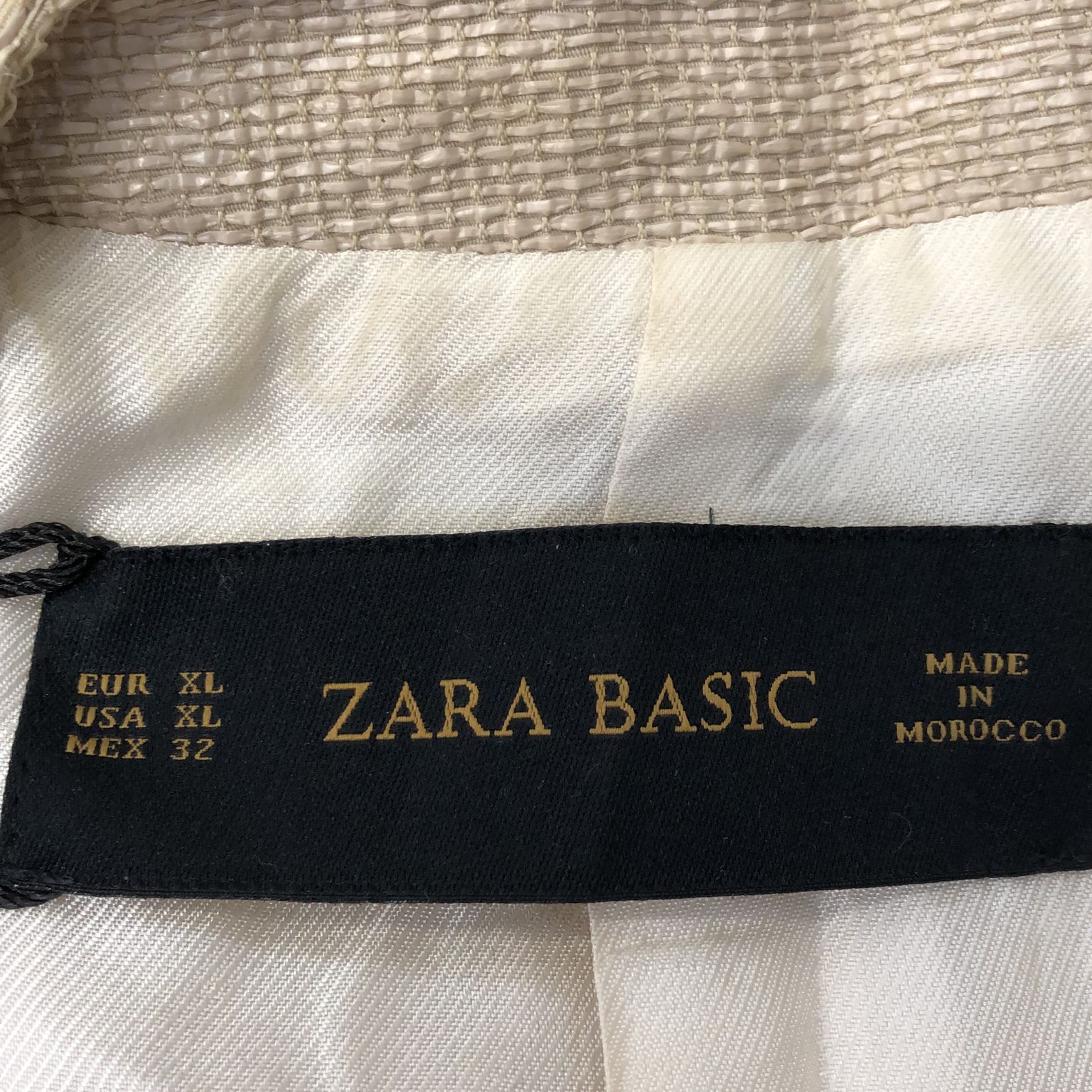 Zara Basic