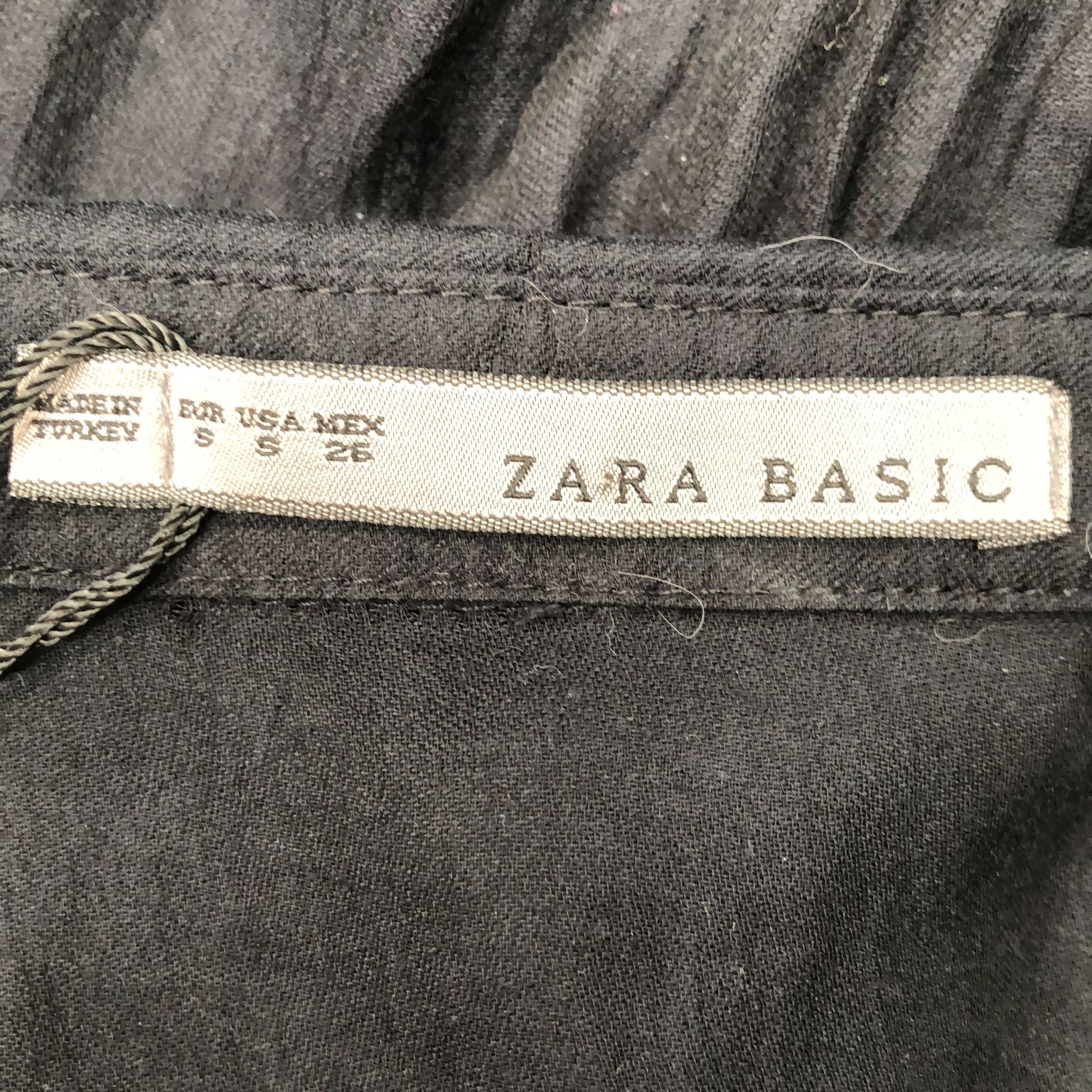 Zara Basic