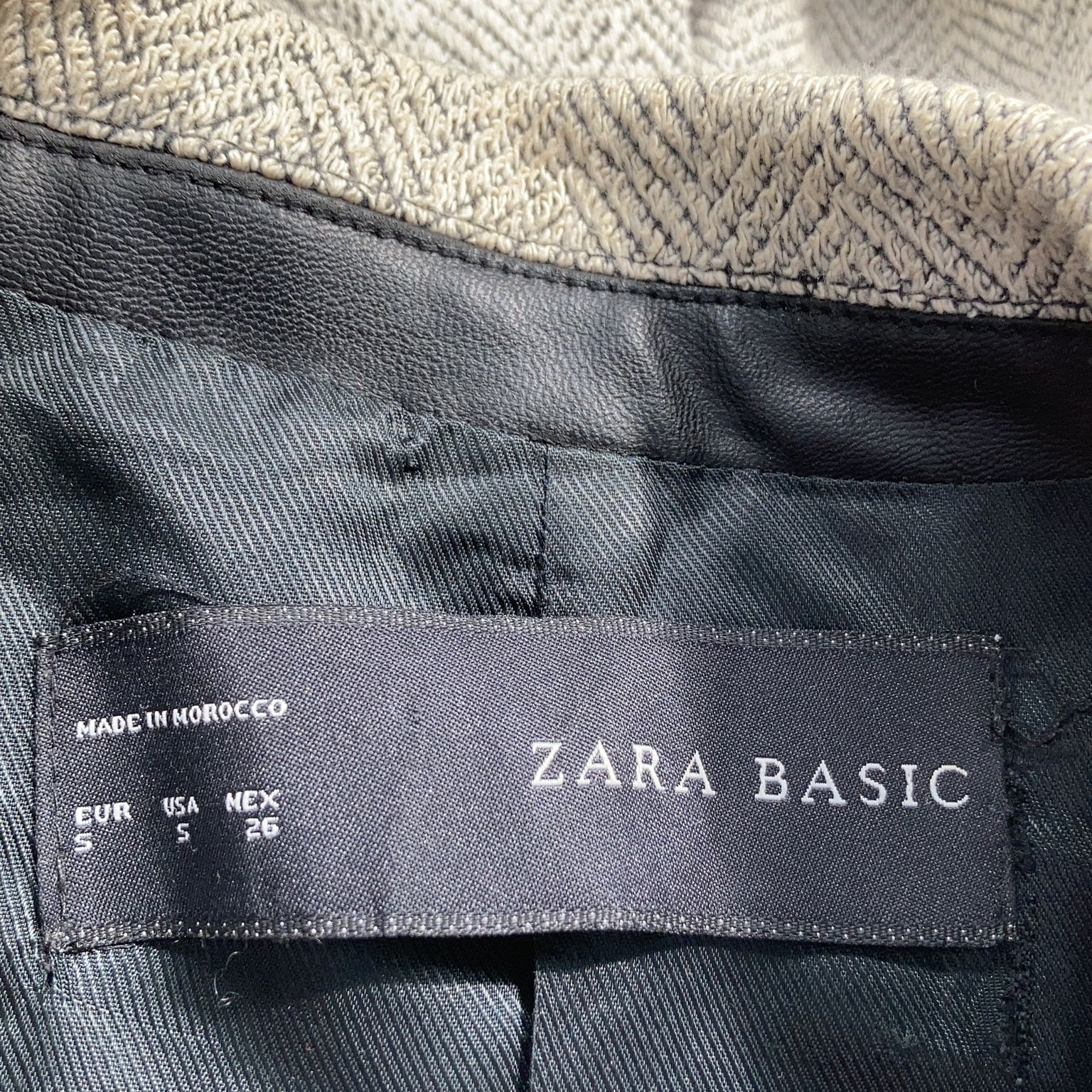 Zara Basic