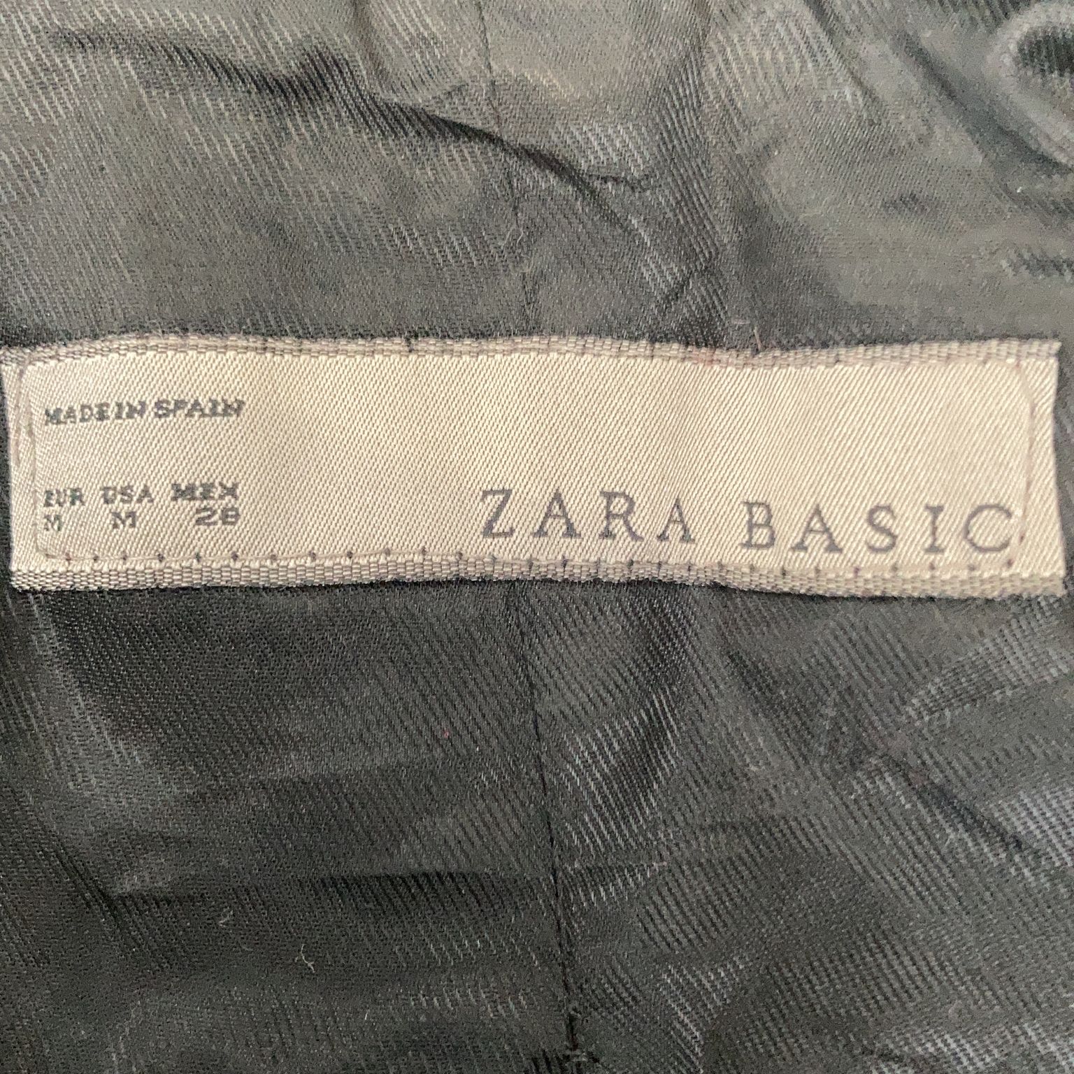 Zara Basic