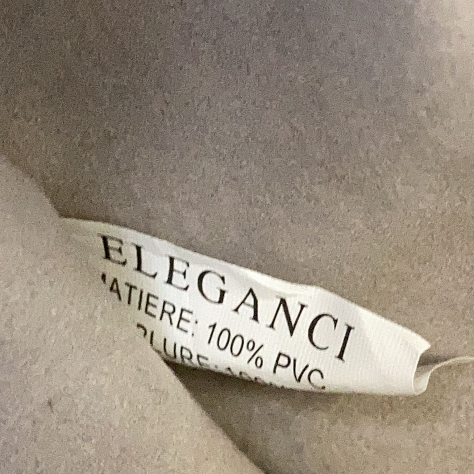 Eleganci