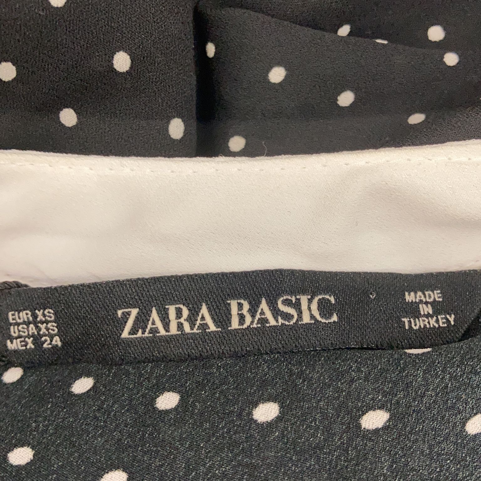 Zara Basic