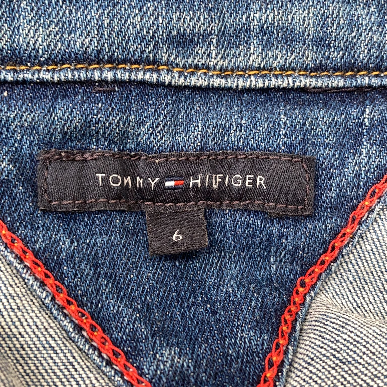 Tommy Hilfiger