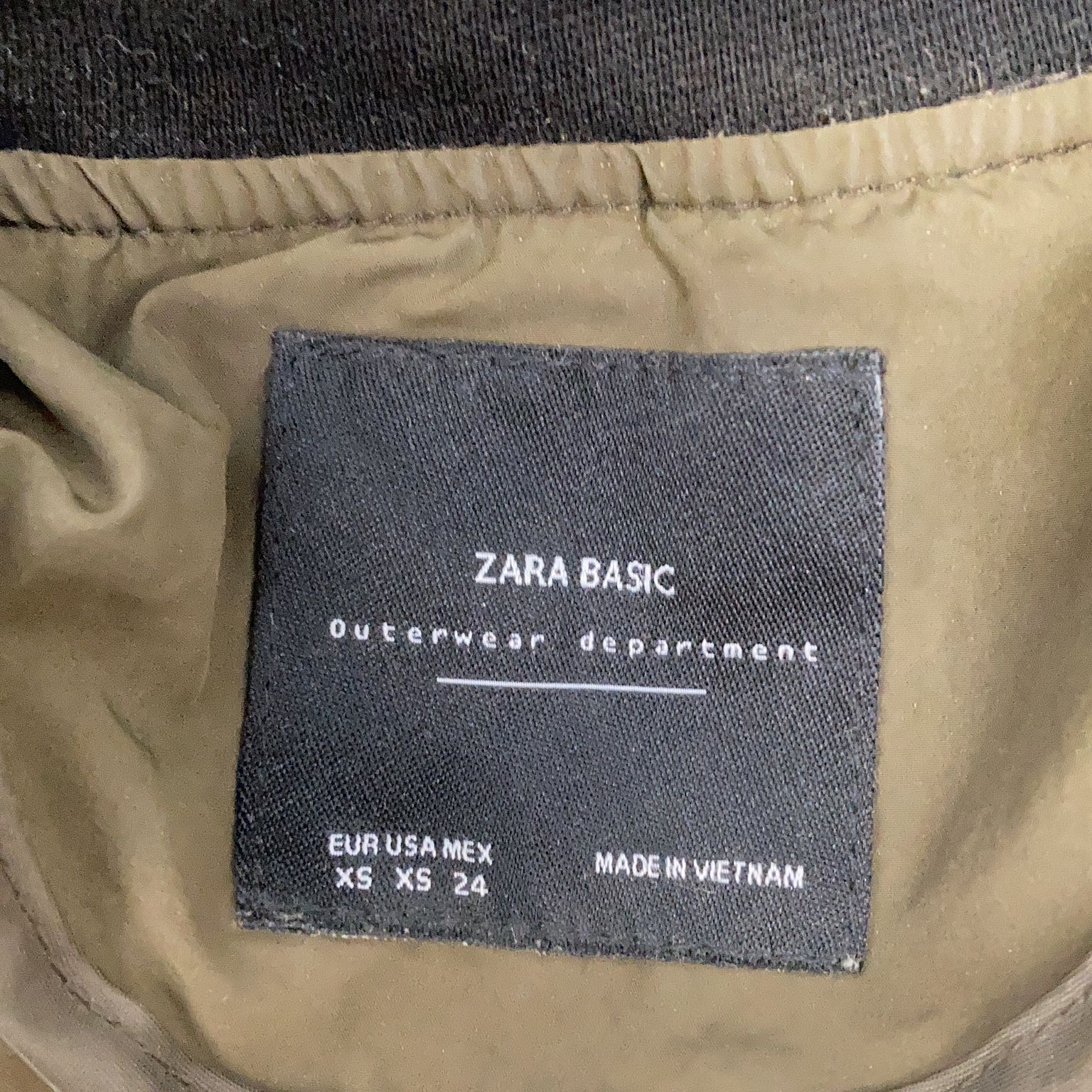 Zara Basic