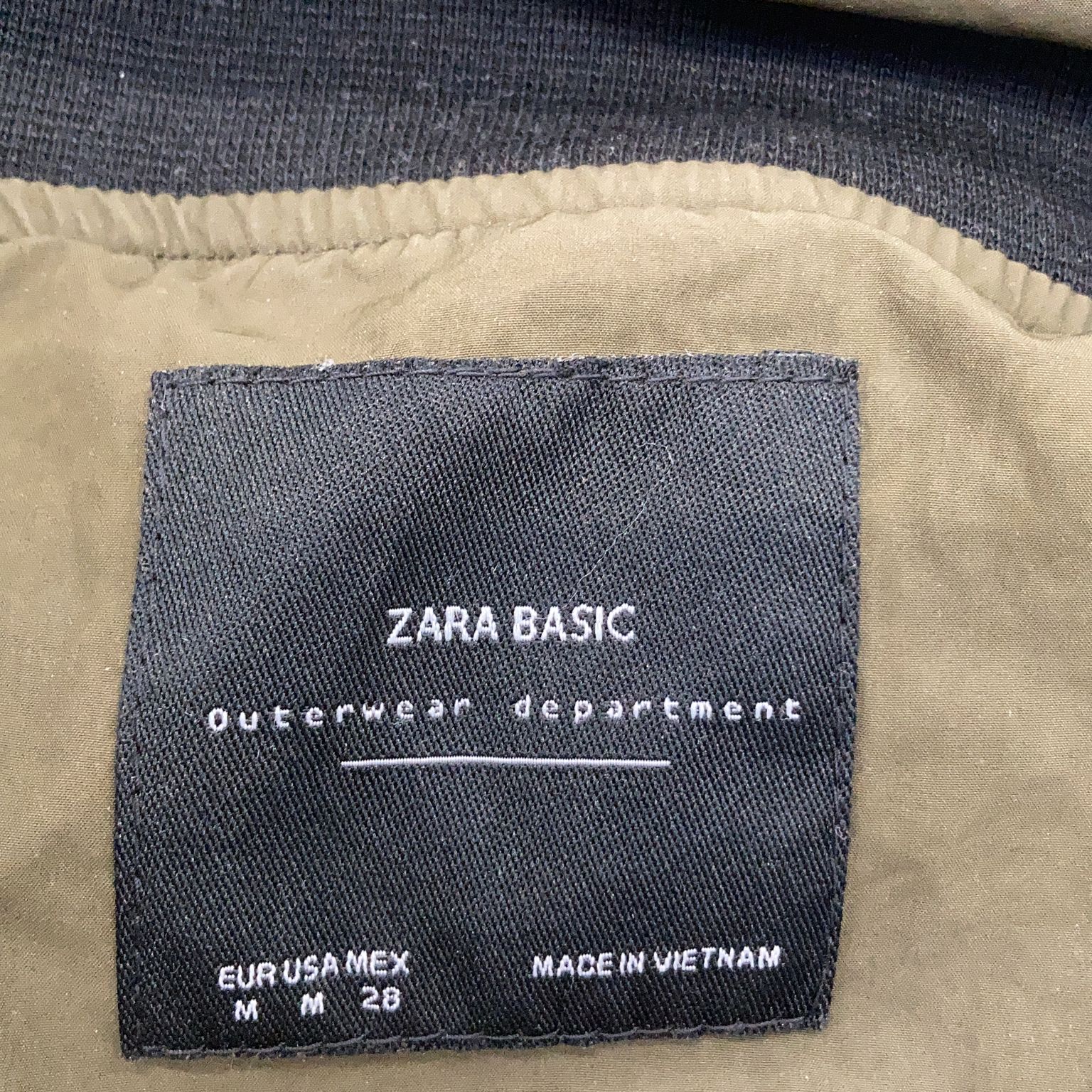 Zara Basic