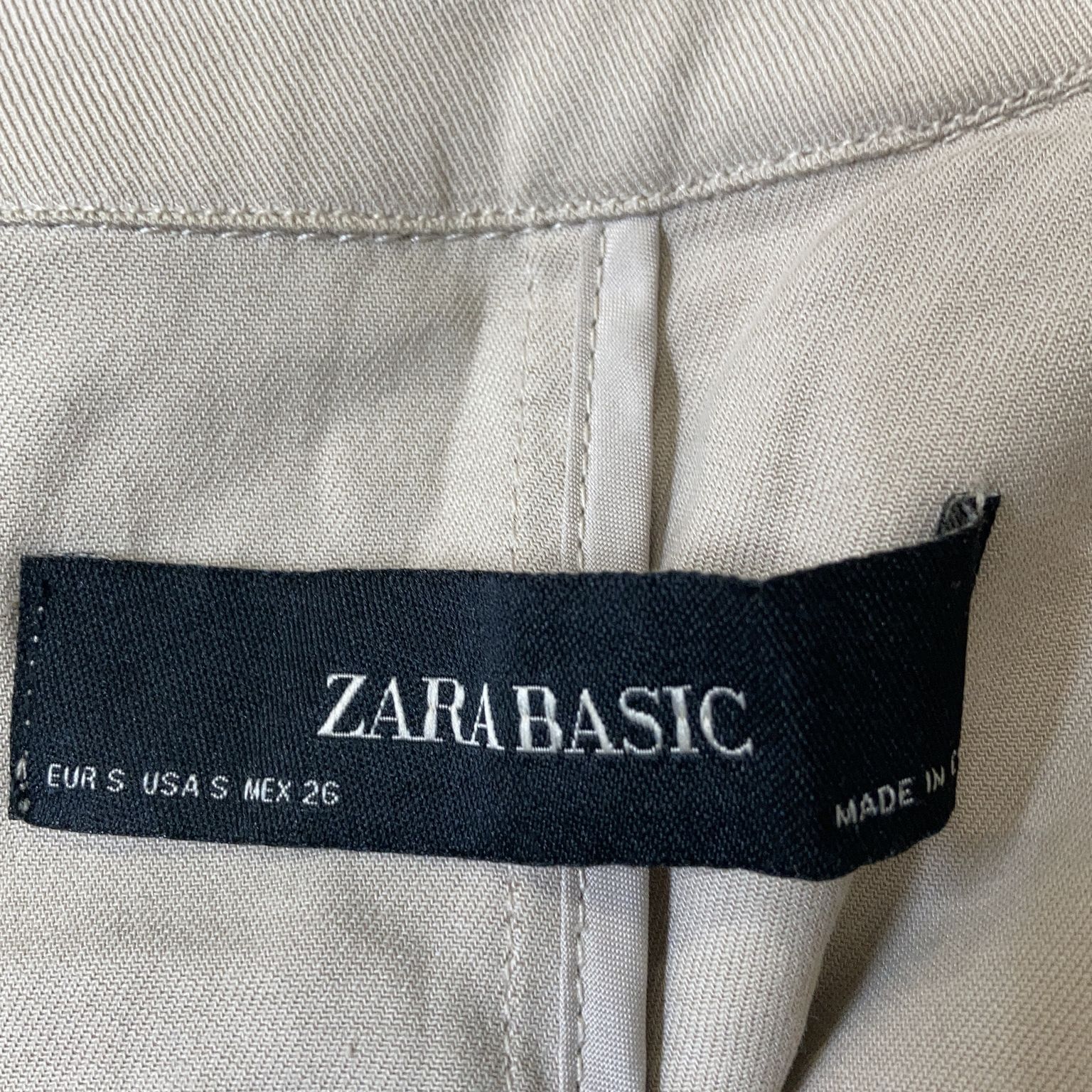 Zara Basic