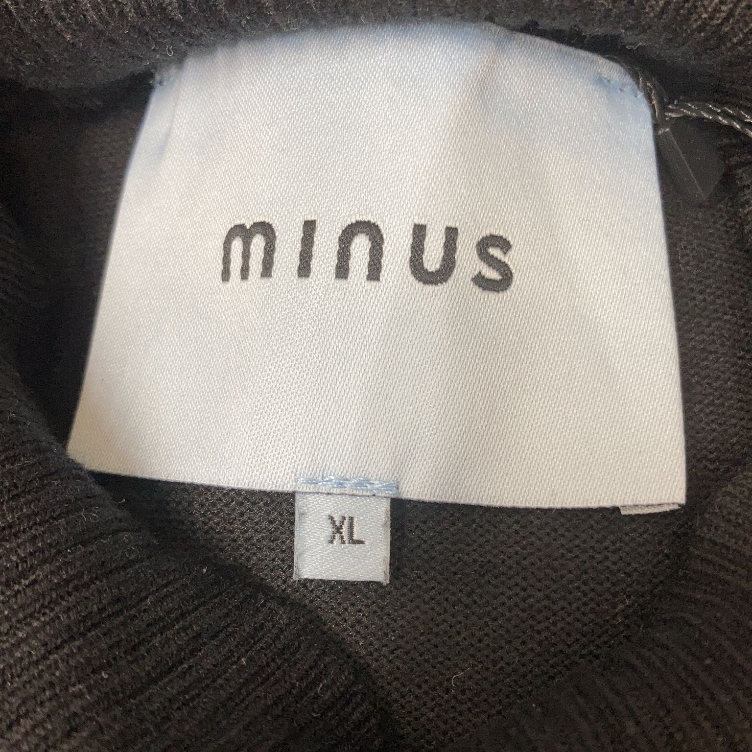 Minus