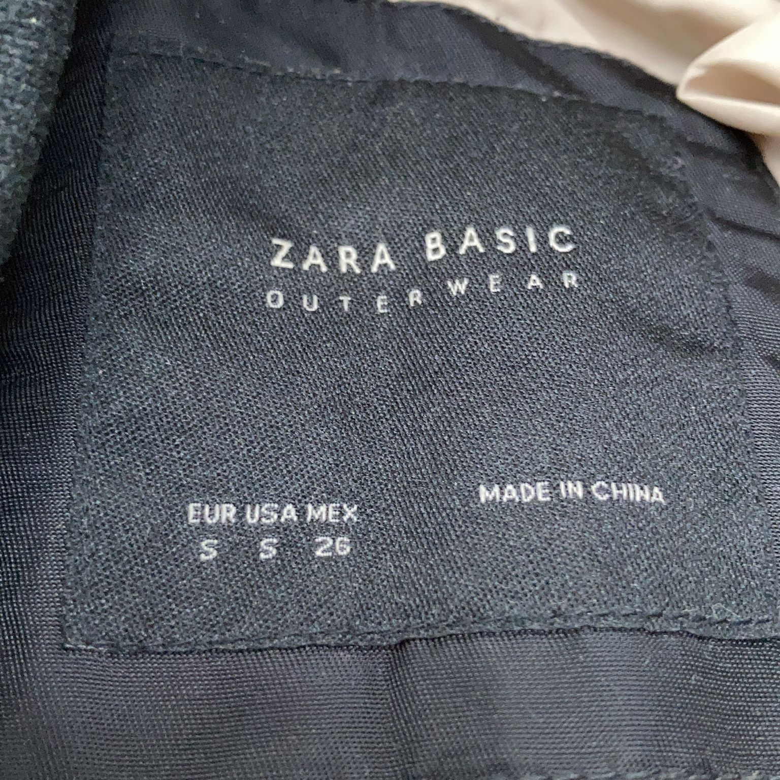 Zara Basic